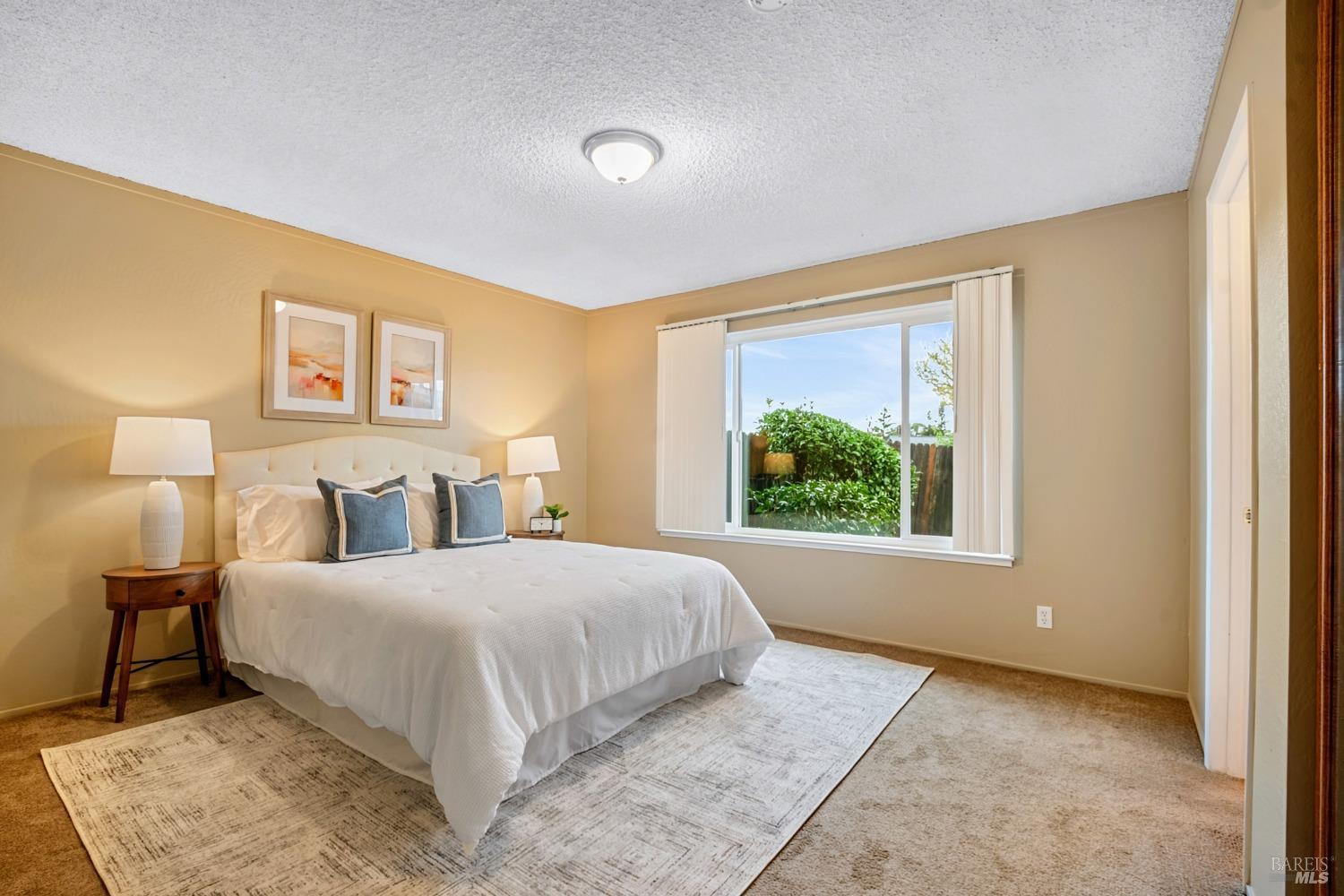 Detail Gallery Image 17 of 37 For 3560 Twin Oaks Dr, Napa,  CA 94558 - 4 Beds | 2 Baths