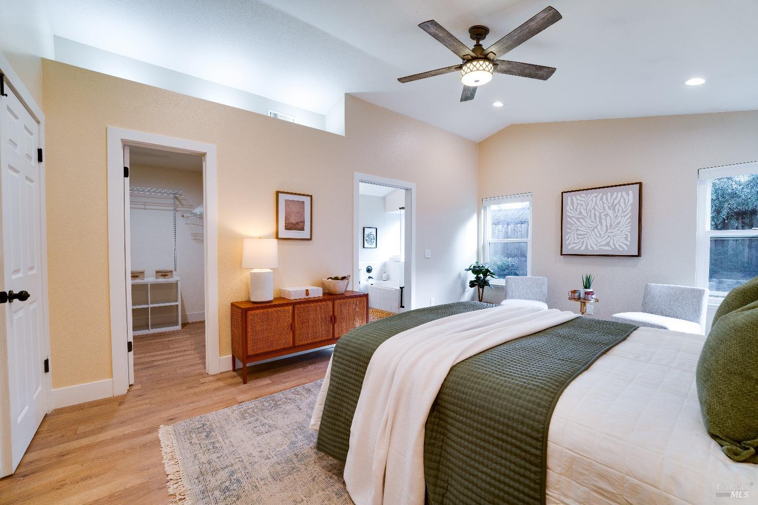 Detail Gallery Image 11 of 25 For 1228 De Meo St, Santa Rosa,  CA 95407 - 3 Beds | 2 Baths