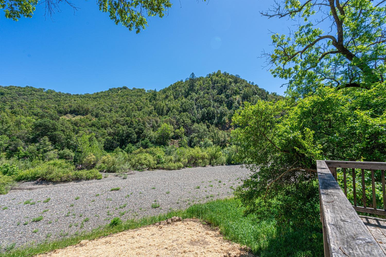 Detail Gallery Image 32 of 38 For 2630 S Fitch Mountain Rd, Healdsburg,  CA 95448 - 2 Beds | 2 Baths