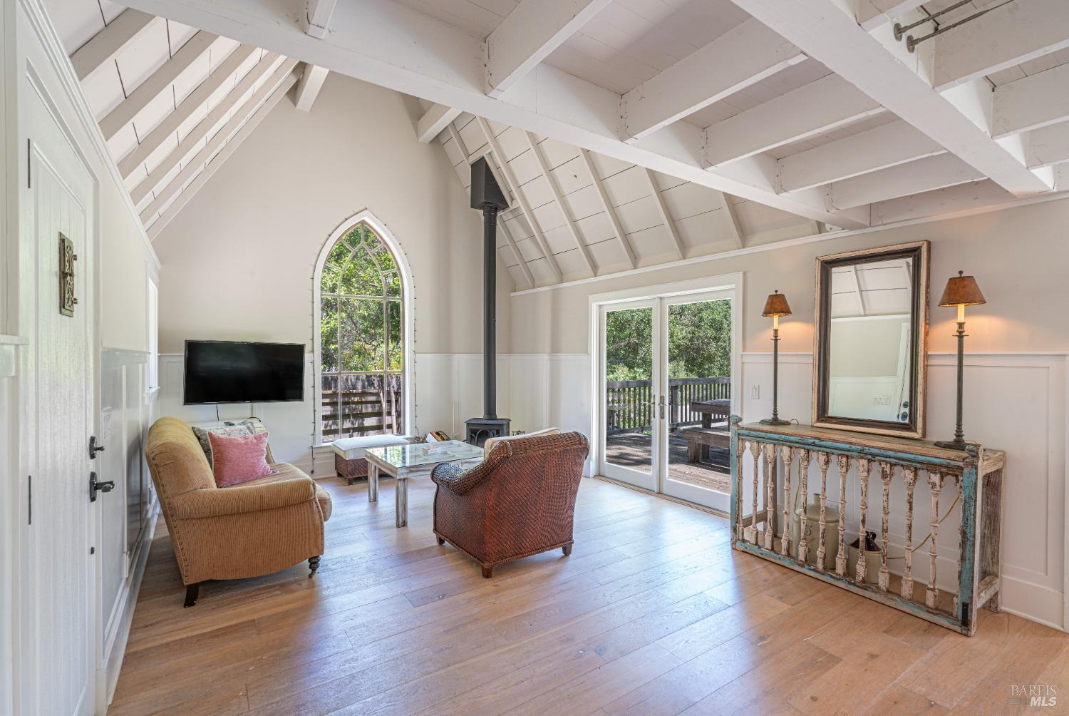 Detail Gallery Image 7 of 38 For 2630 S Fitch Mountain Rd, Healdsburg,  CA 95448 - 2 Beds | 2 Baths