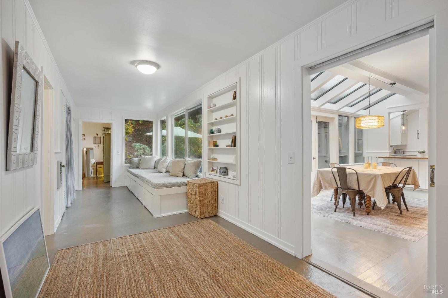 Detail Gallery Image 21 of 67 For 7500 Panoramic Hwy, Stinson Beach,  CA 94970 - 3 Beds | 2 Baths