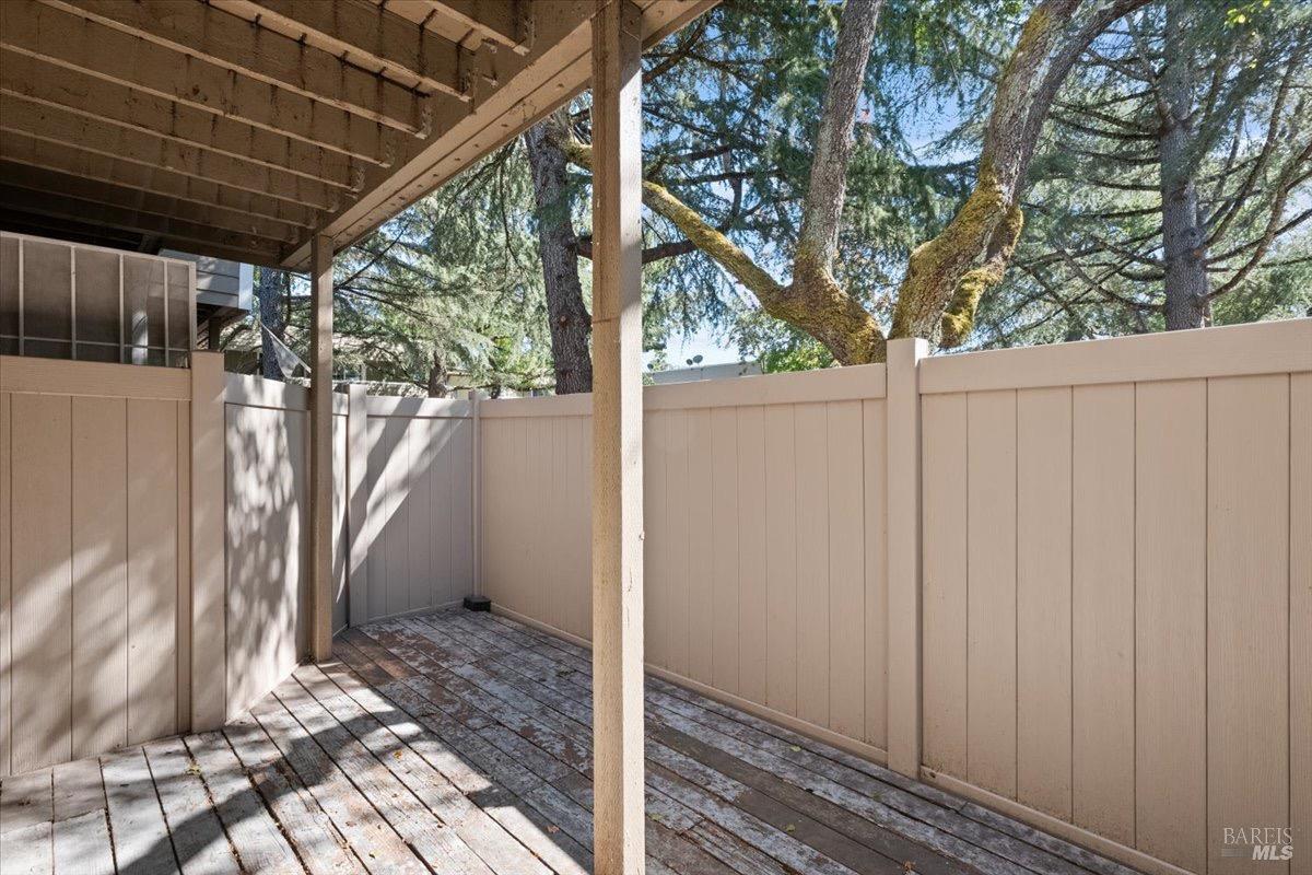 Detail Gallery Image 17 of 30 For 2143 W Steele Ln, Santa Rosa,  CA 95403 - 2 Beds | 1/1 Baths