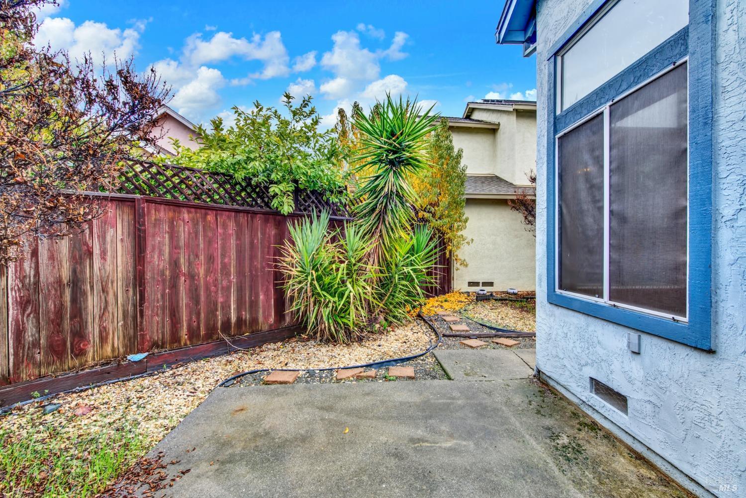 Detail Gallery Image 60 of 61 For 913 Beechwood Cir, Suisun City,  CA 94585 - 3 Beds | 2/1 Baths