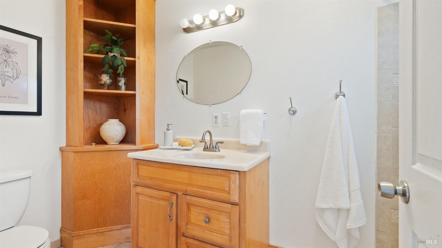 Detail Gallery Image 22 of 50 For 8420 Old Oak Road Rd, Windsor,  CA 95492 - 4 Beds | 2 Baths