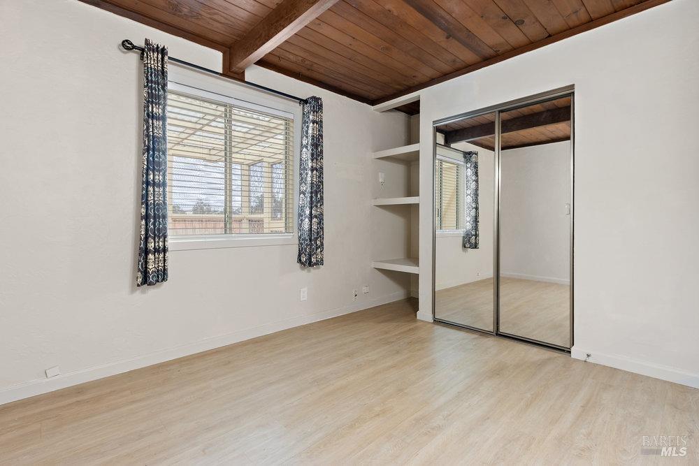 Detail Gallery Image 15 of 35 For 850 Sunnyview Dr, Pinole,  CA 94564 - 3 Beds | 1 Baths