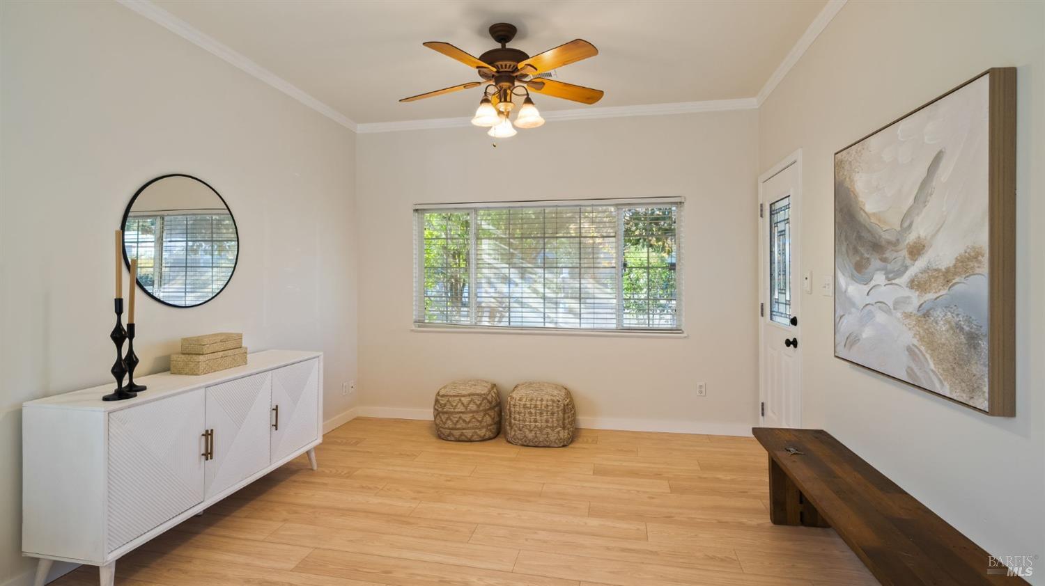 Detail Gallery Image 5 of 48 For 304 N Jefferson St, Cloverdale,  CA 95425 - 4 Beds | 2 Baths