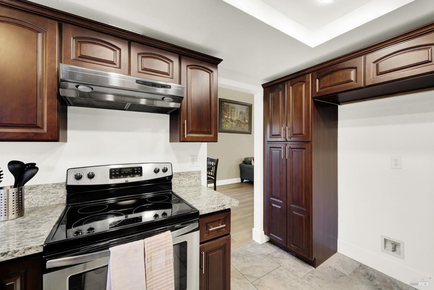 Detail Gallery Image 21 of 90 For 573 Britannia Dr, Vallejo,  CA 94591 - 3 Beds | 2/1 Baths