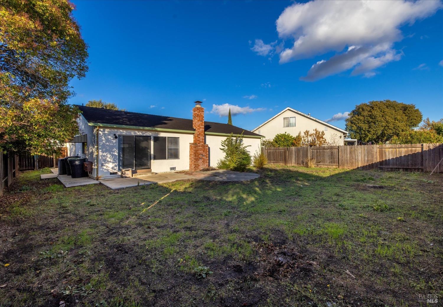 Detail Gallery Image 30 of 50 For 679 Devon Ct, Fairfield,  CA 94533 - 3 Beds | 2 Baths