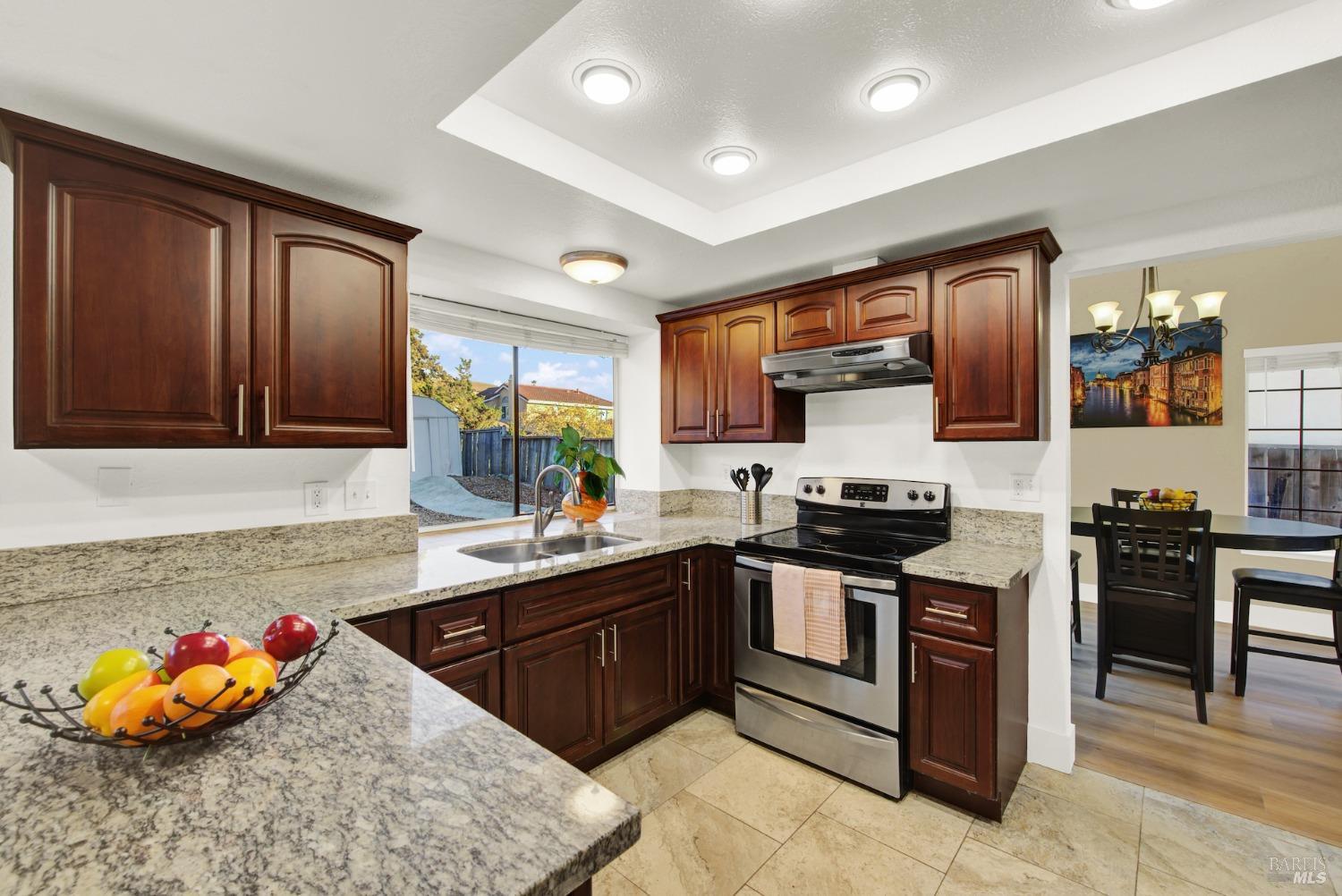 Detail Gallery Image 25 of 90 For 573 Britannia Dr, Vallejo,  CA 94591 - 3 Beds | 2/1 Baths