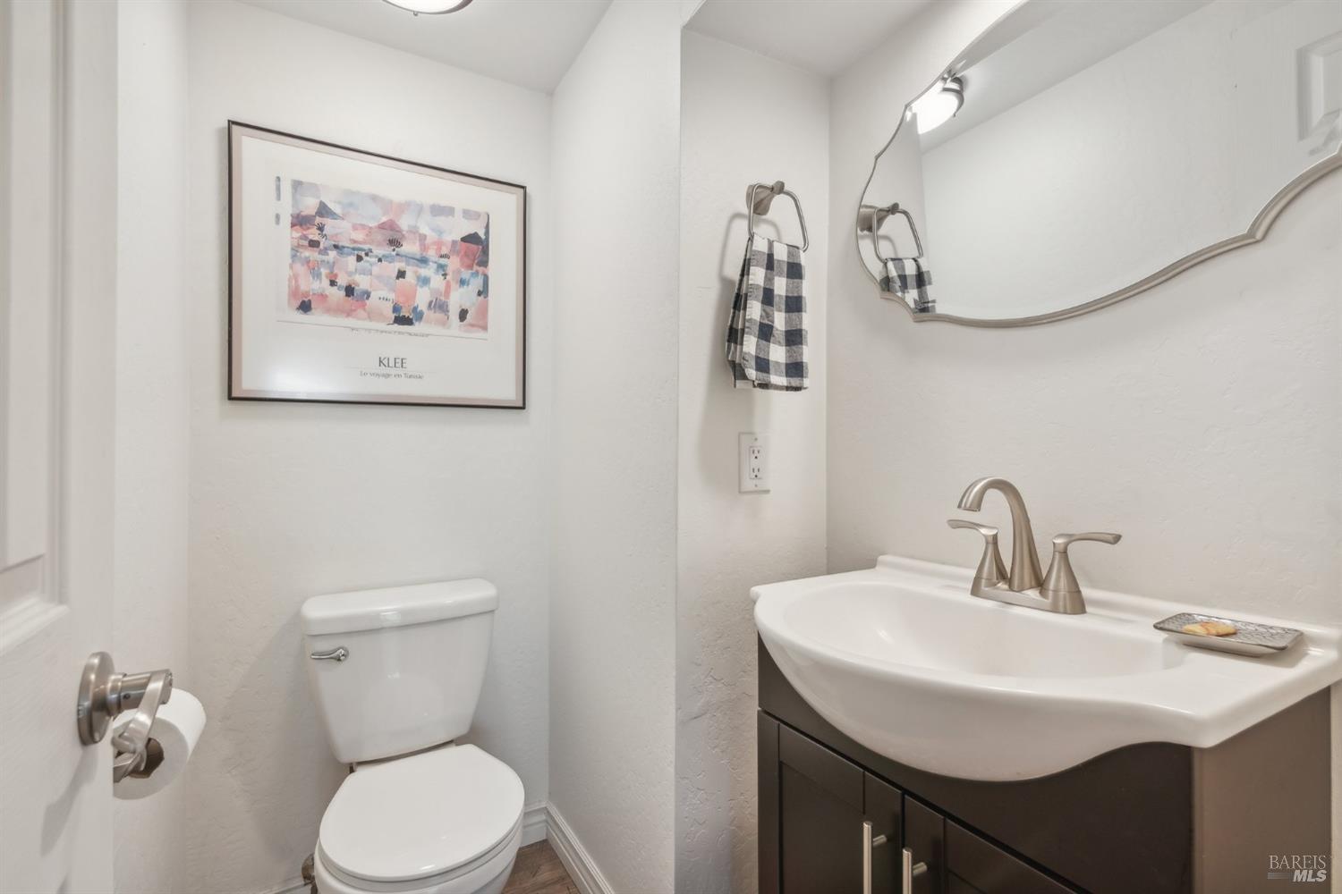 Detail Gallery Image 15 of 34 For 105 Virginia Ave #9,  Sebastopol,  CA 95472 - 2 Beds | 1/1 Baths