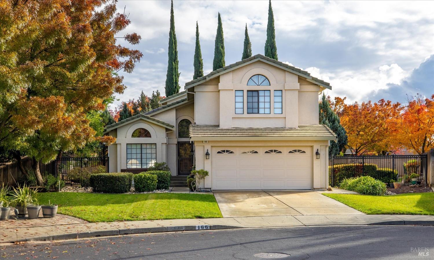 Detail Gallery Image 1 of 64 For 166 Saybrook Ave, Vacaville,  CA 95687 - 4 Beds | 3 Baths