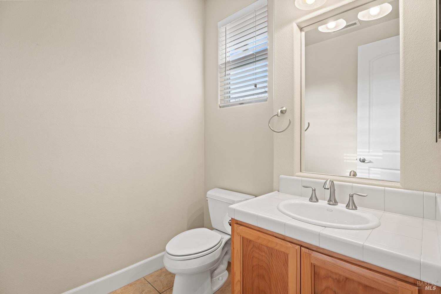 Detail Gallery Image 13 of 31 For 155 Haehl Creek Dr, Willits,  CA 95490 - 3 Beds | 2/1 Baths