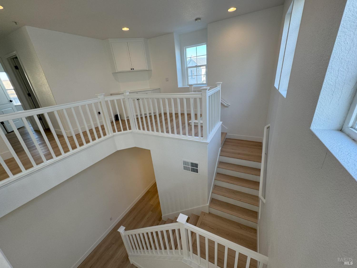 Detail Gallery Image 10 of 27 For 7340 Carter Ave, Newark,  CA 94560 - 3 Beds | 2/1 Baths