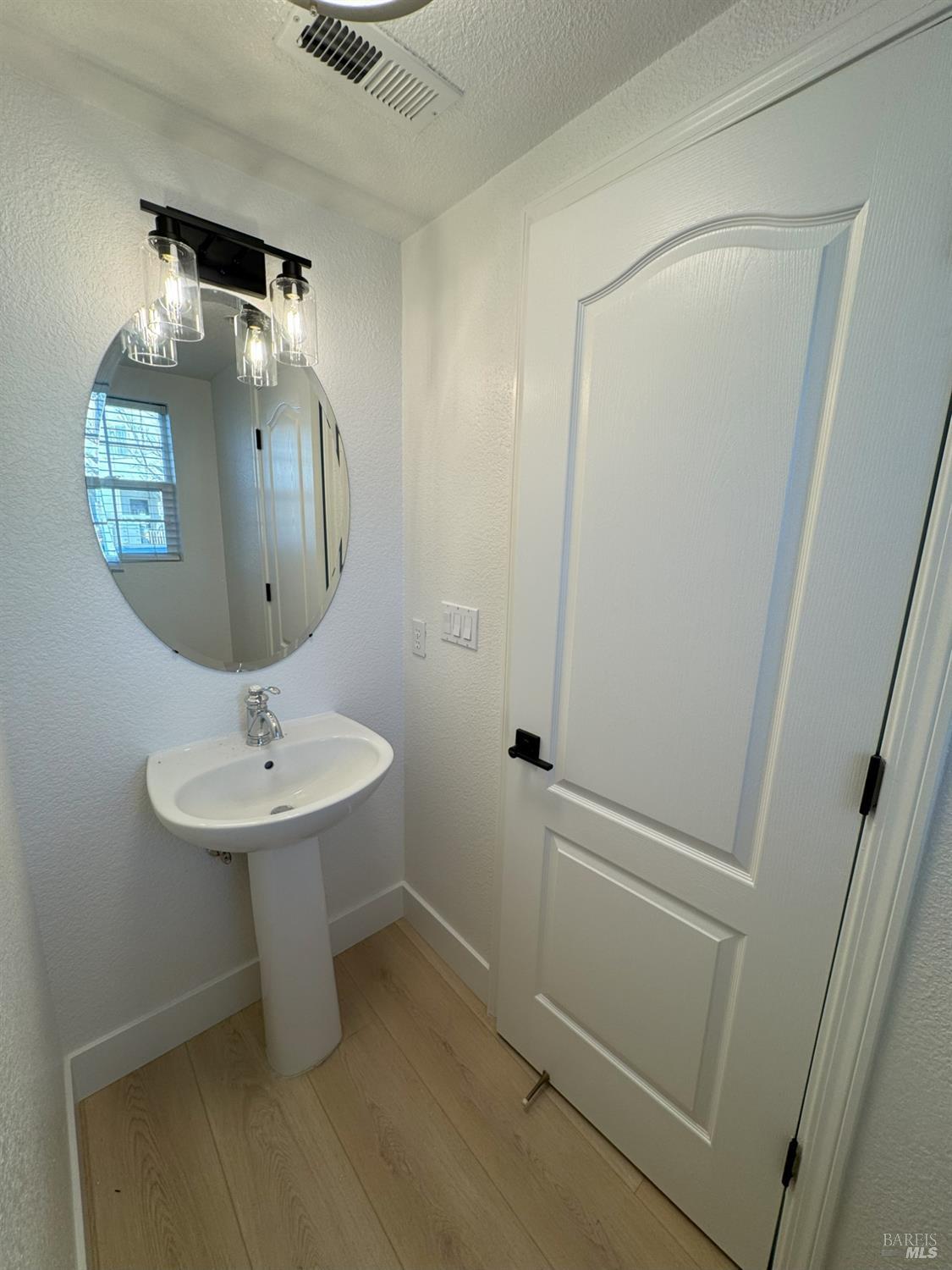 Detail Gallery Image 18 of 27 For 7340 Carter Ave, Newark,  CA 94560 - 3 Beds | 2/1 Baths