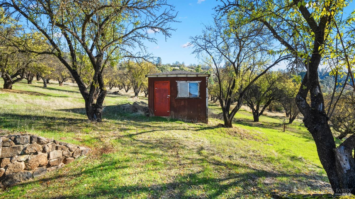 Detail Gallery Image 33 of 47 For 210 Morine Ranch Rd, Clearlake Oaks,  CA 95423 - 3 Beds | 1/1 Baths