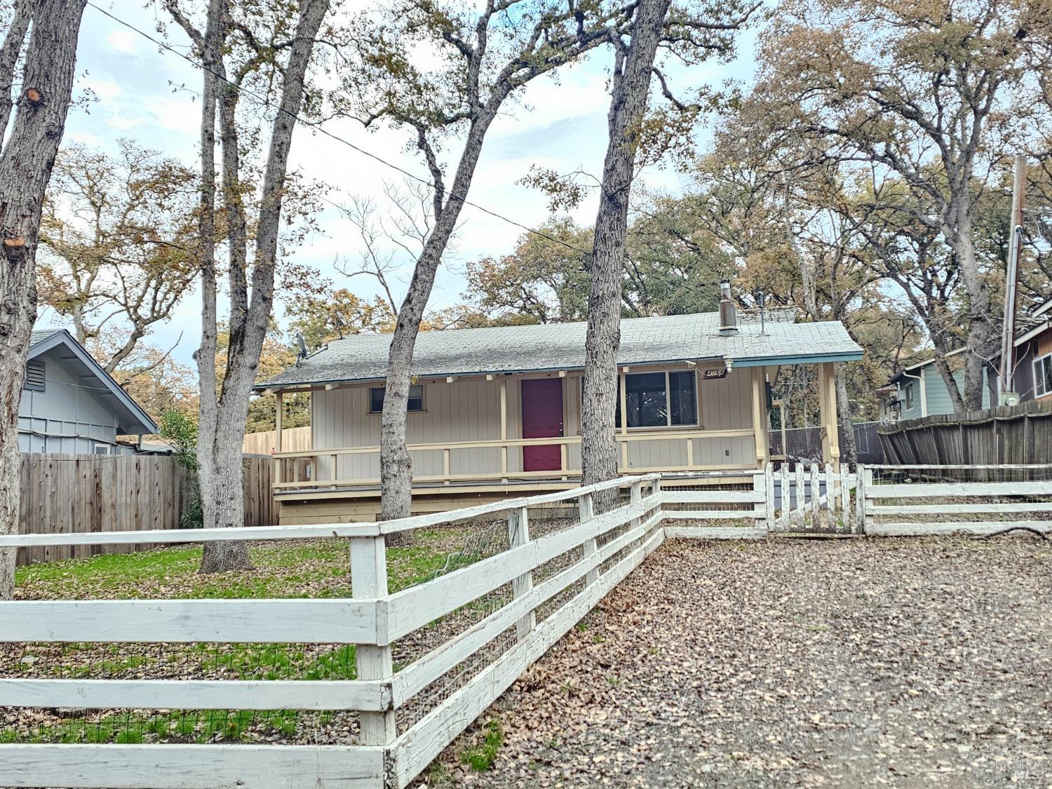 Detail Gallery Image 1 of 22 For 4064 Carrol Ave, Clearlake,  CA 95422 - 2 Beds | 1 Baths