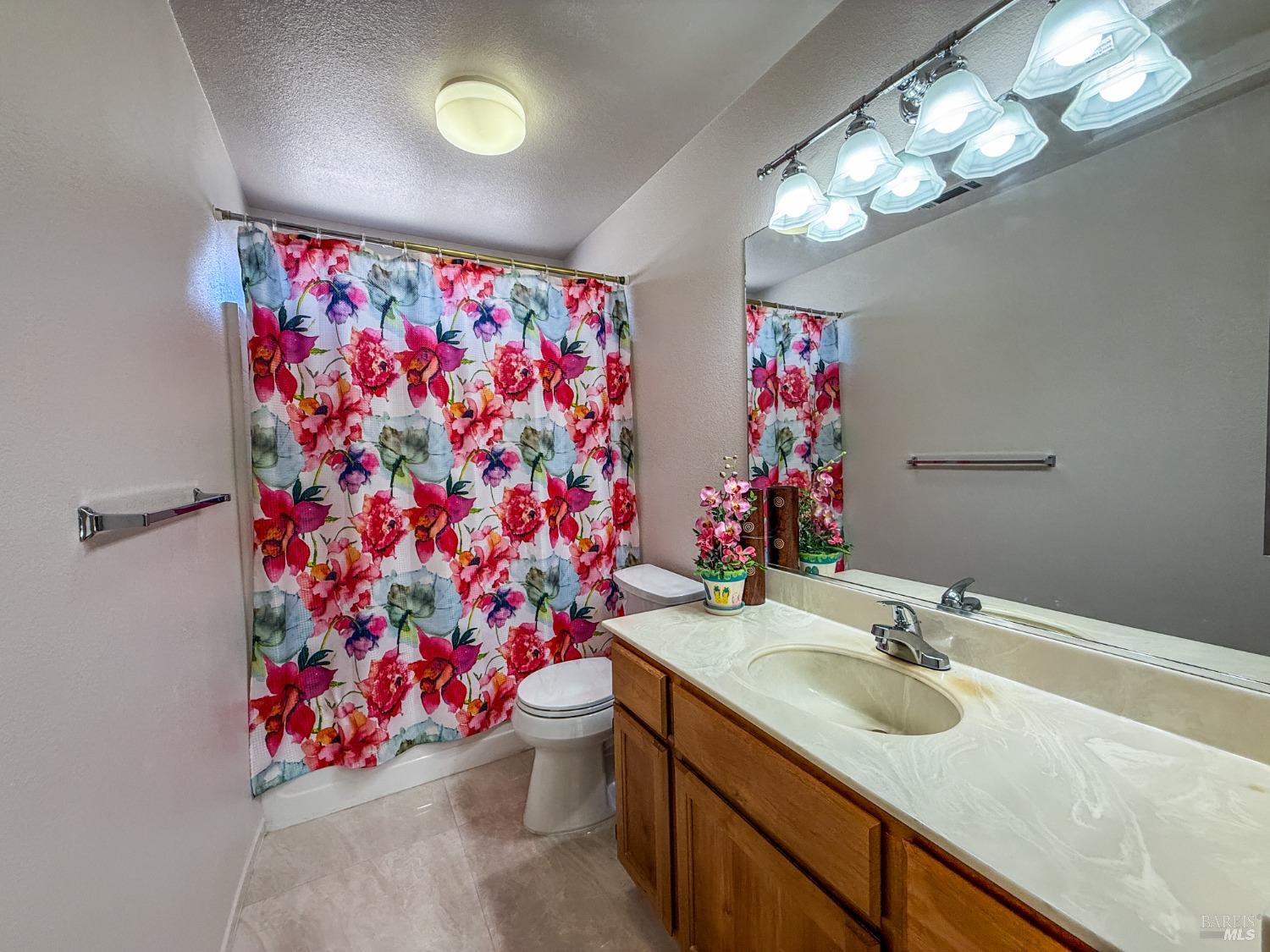 Detail Gallery Image 27 of 35 For 150 Suncliff Pl, Vallejo,  CA 94591 - 3 Beds | 2/1 Baths