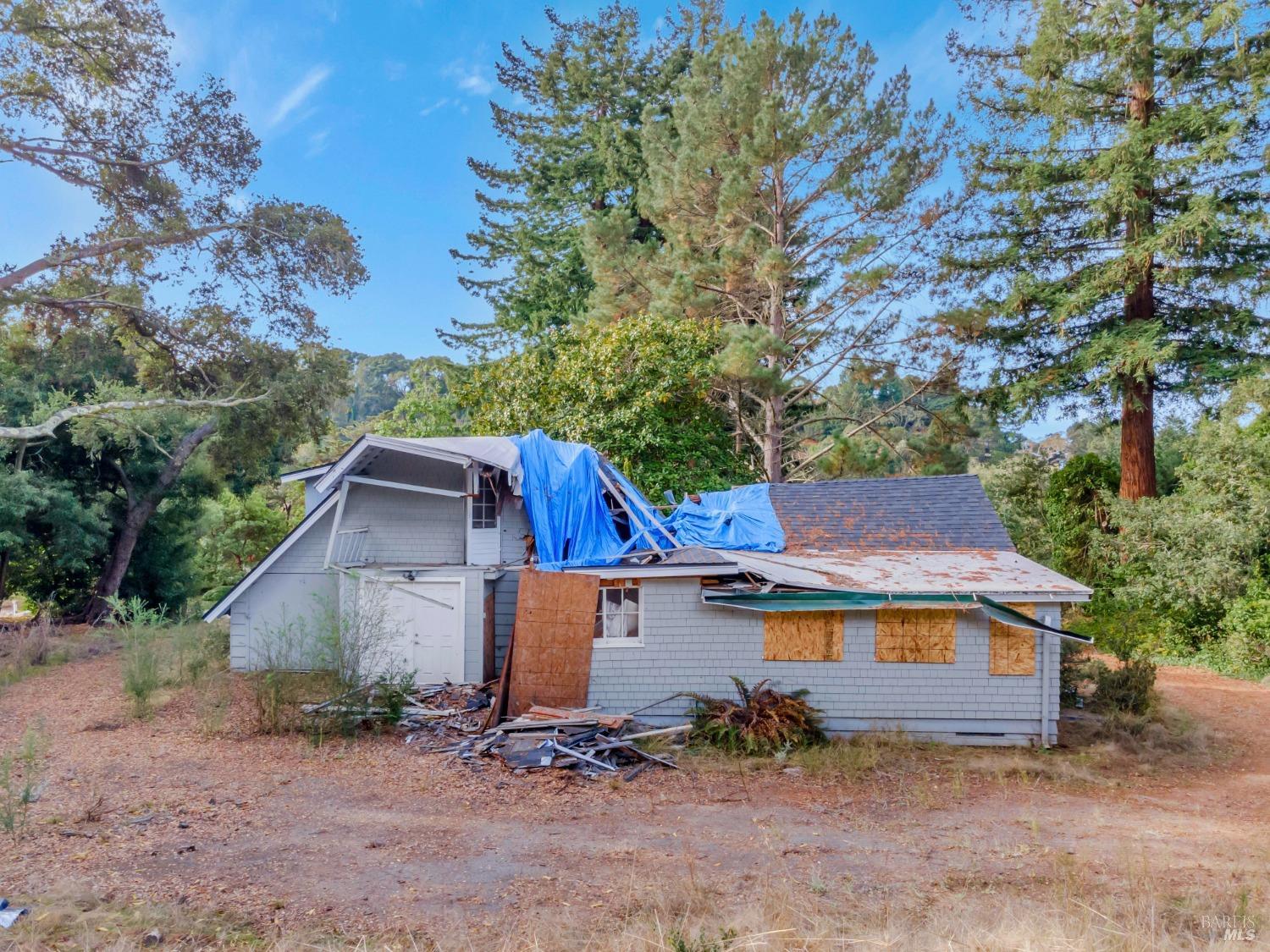 Detail Gallery Image 7 of 22 For 9303 Monroe Ave, Aptos,  CA 95003 - 2 Beds | 2 Baths