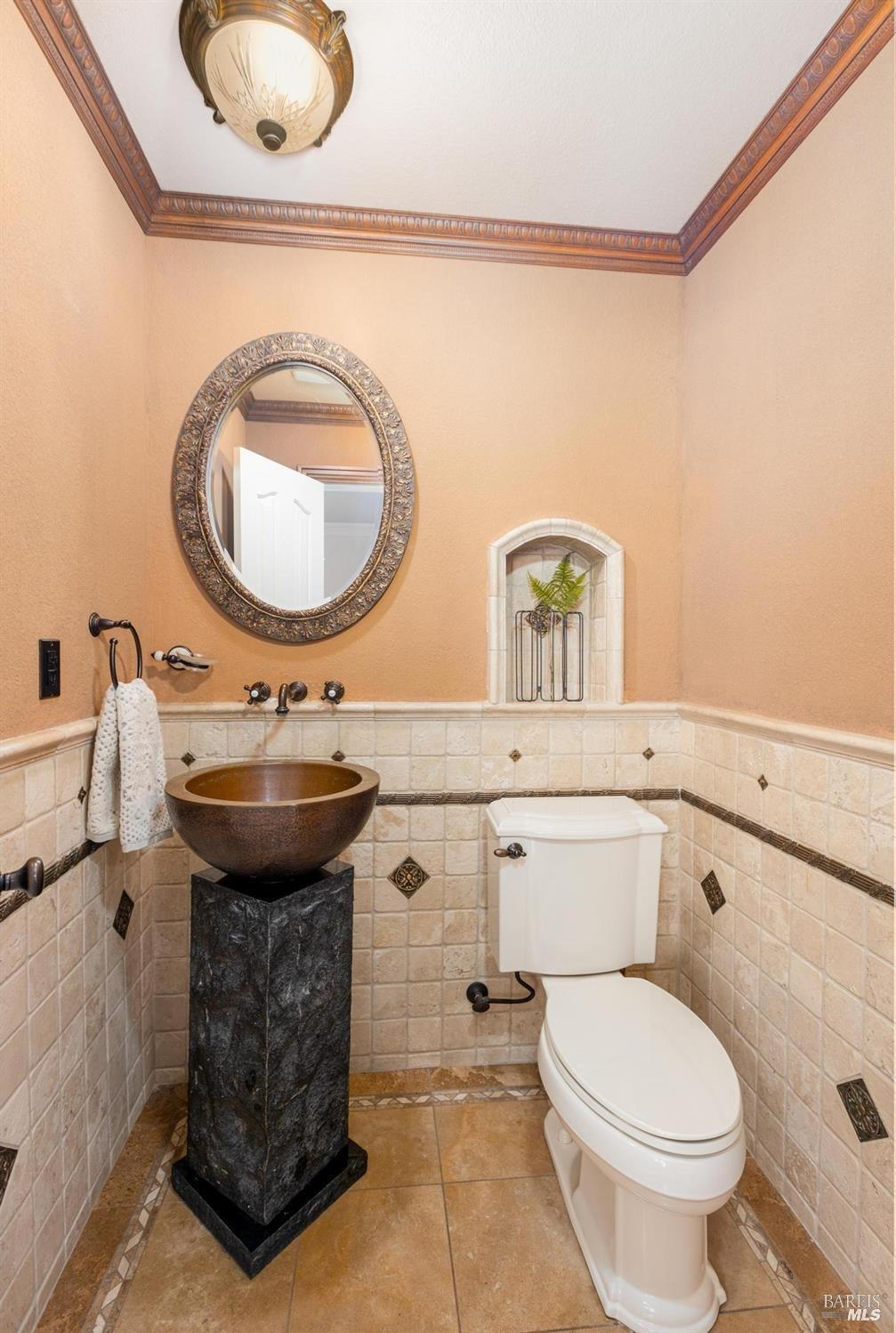 Detail Gallery Image 13 of 74 For 101 Lang Ct, Fairfield,  CA 94534 - 4 Beds | 2/1 Baths