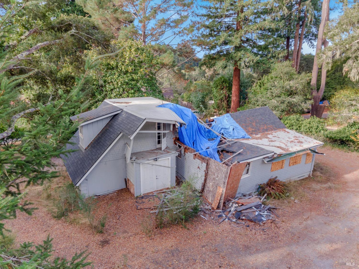 Detail Gallery Image 8 of 22 For 9303 Monroe Ave, Aptos,  CA 95003 - 2 Beds | 2 Baths