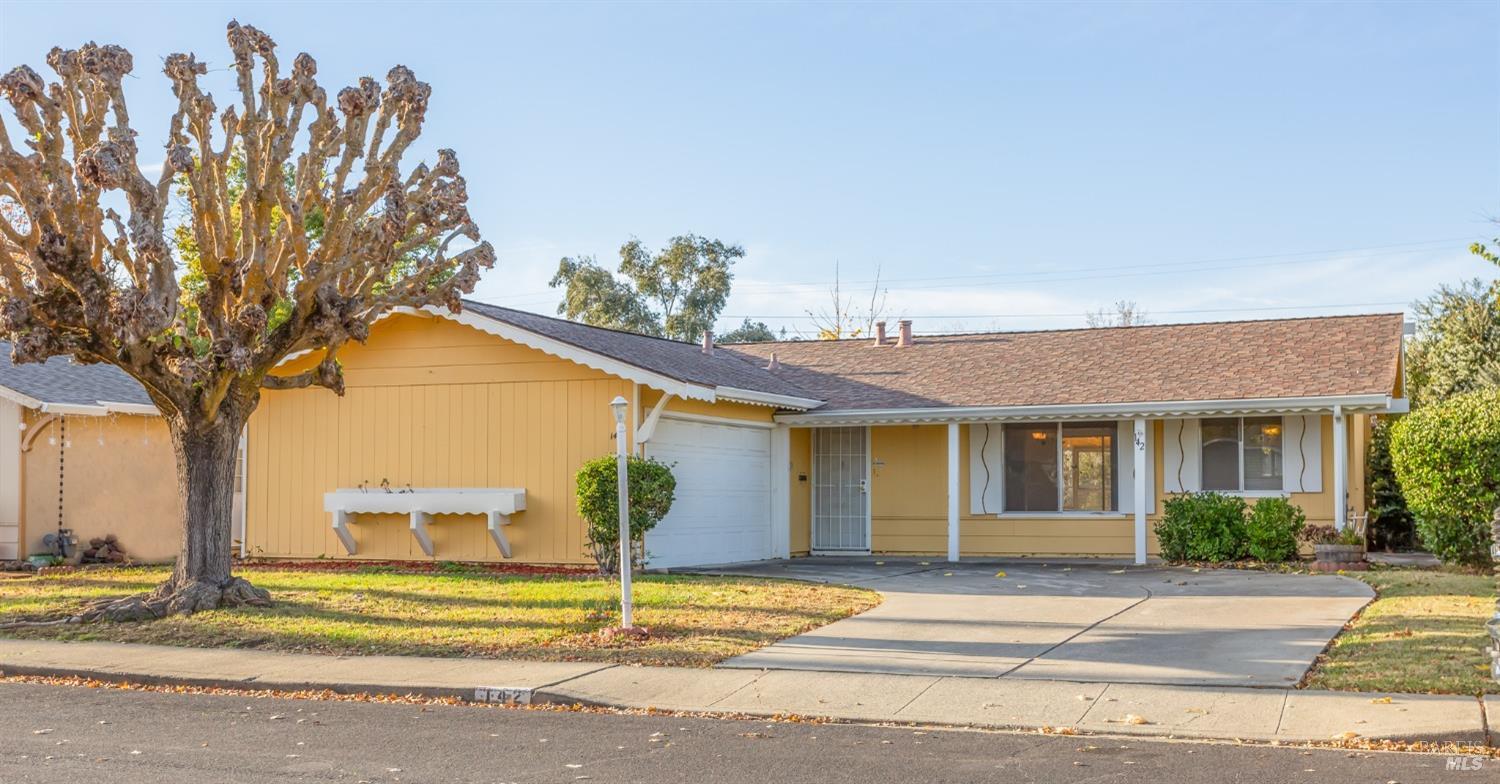 Detail Gallery Image 5 of 50 For 142 Mckinley Cir, Vacaville,  CA 95687 - 2 Beds | 2 Baths