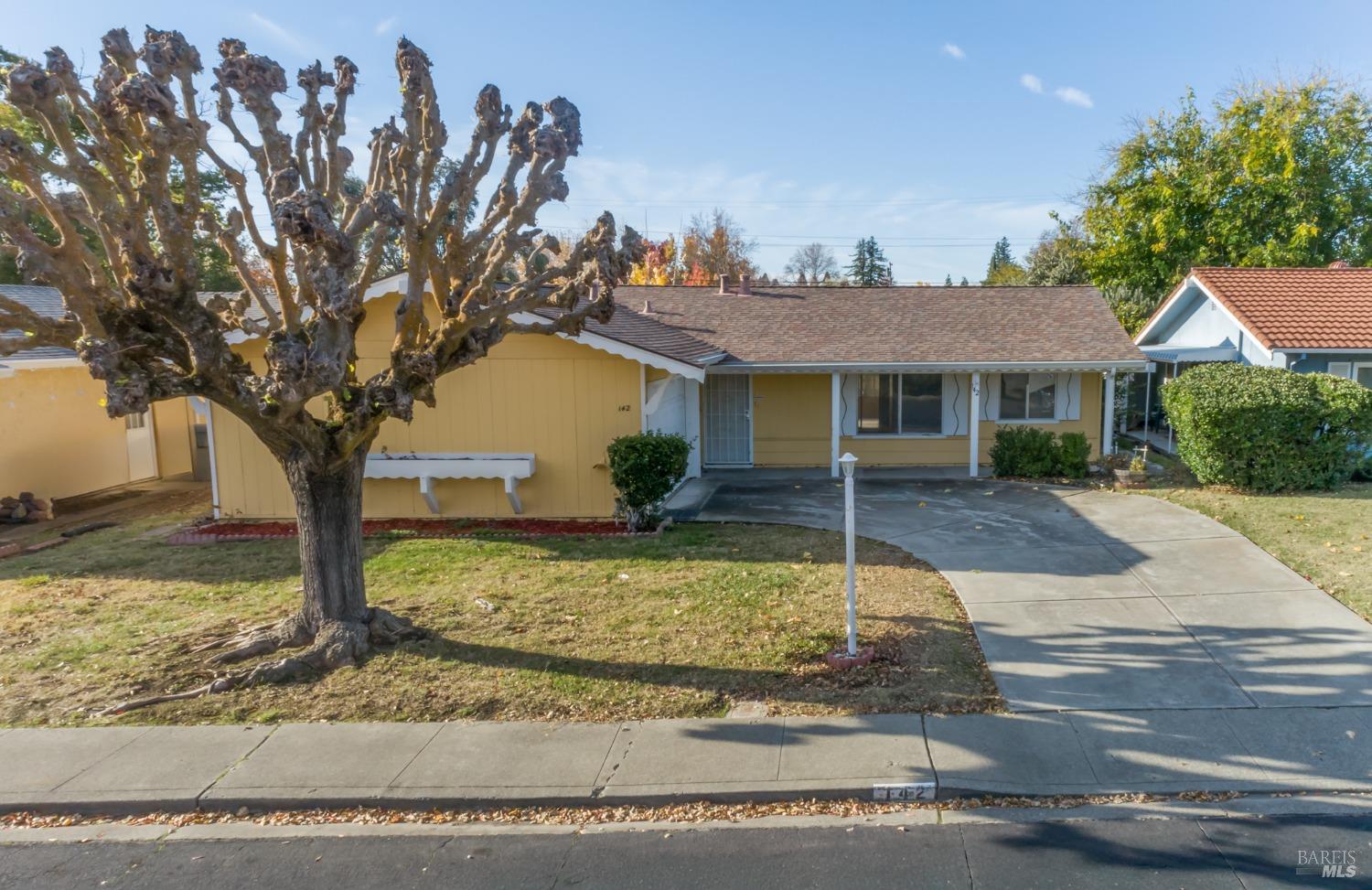 Detail Gallery Image 1 of 50 For 142 Mckinley Cir, Vacaville,  CA 95687 - 2 Beds | 2 Baths