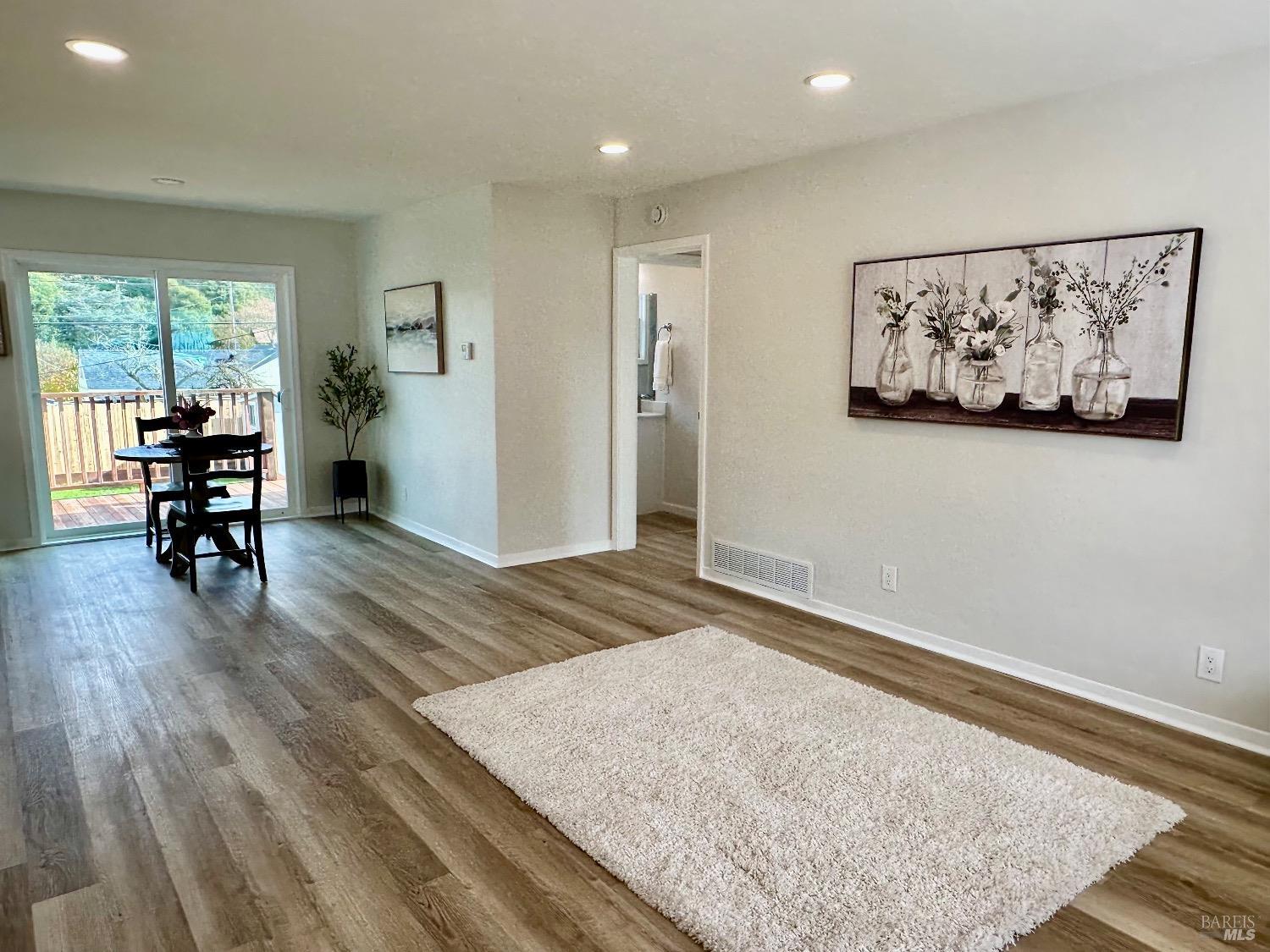 Detail Gallery Image 3 of 19 For 414 Annette Ave, Vallejo,  CA 94591 - 2 Beds | 1 Baths