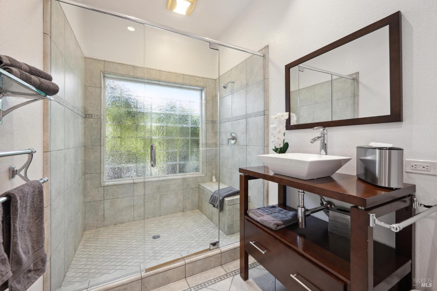 Detail Gallery Image 10 of 26 For 1156 Mee Ln, Saint Helena,  CA 94574 - 3 Beds | 2 Baths