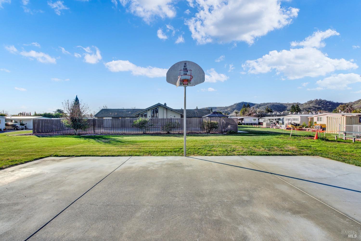 Detail Gallery Image 48 of 53 For 1597 Alamo Dr 195, Vacaville,  CA 95687 - 2 Beds | 2 Baths