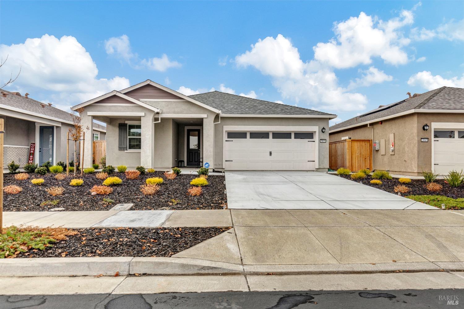 Detail Gallery Image 2 of 43 For 2055 Stars Ave, Rio Vista,  CA 94571 - 2 Beds | 2 Baths