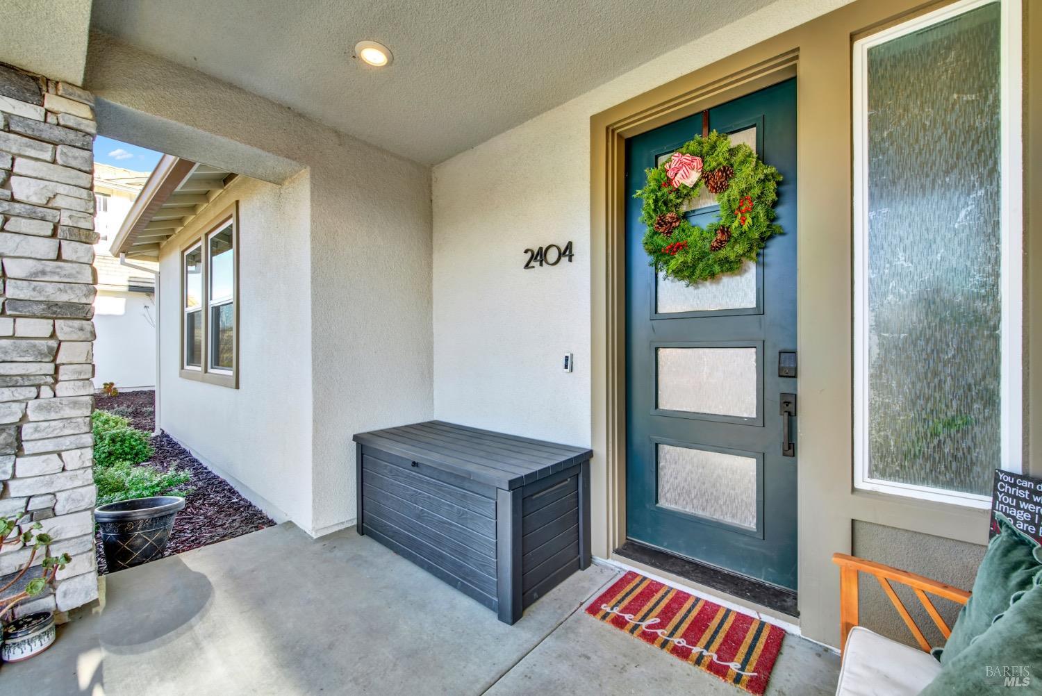 Detail Gallery Image 18 of 86 For 2404 Lake Club Dr, Fairfield,  CA 94533 - 4 Beds | 3/1 Baths