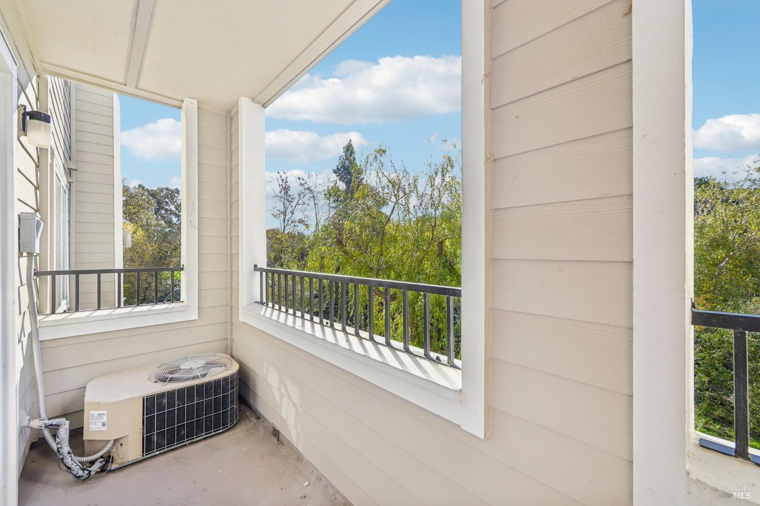 Detail Gallery Image 34 of 46 For 852 Diablo Ave #106,  Novato,  CA 94947 - 2 Beds | 2 Baths