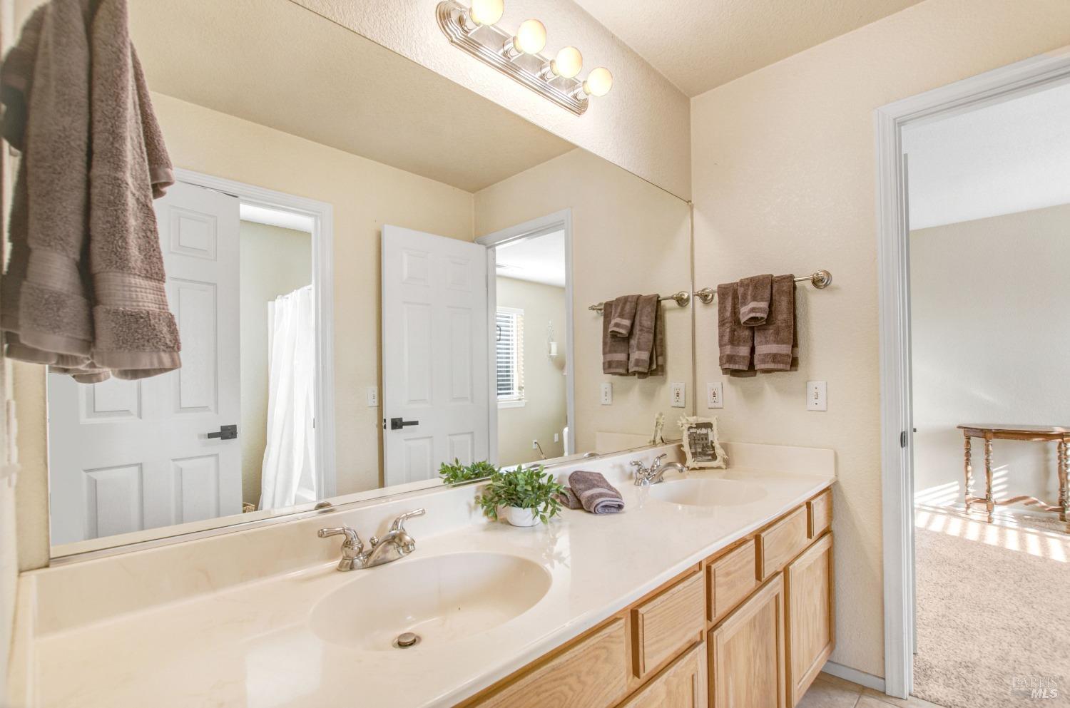 Detail Gallery Image 35 of 46 For 641 Yerba Buena Way, Windsor,  CA 95492 - 3 Beds | 2/1 Baths