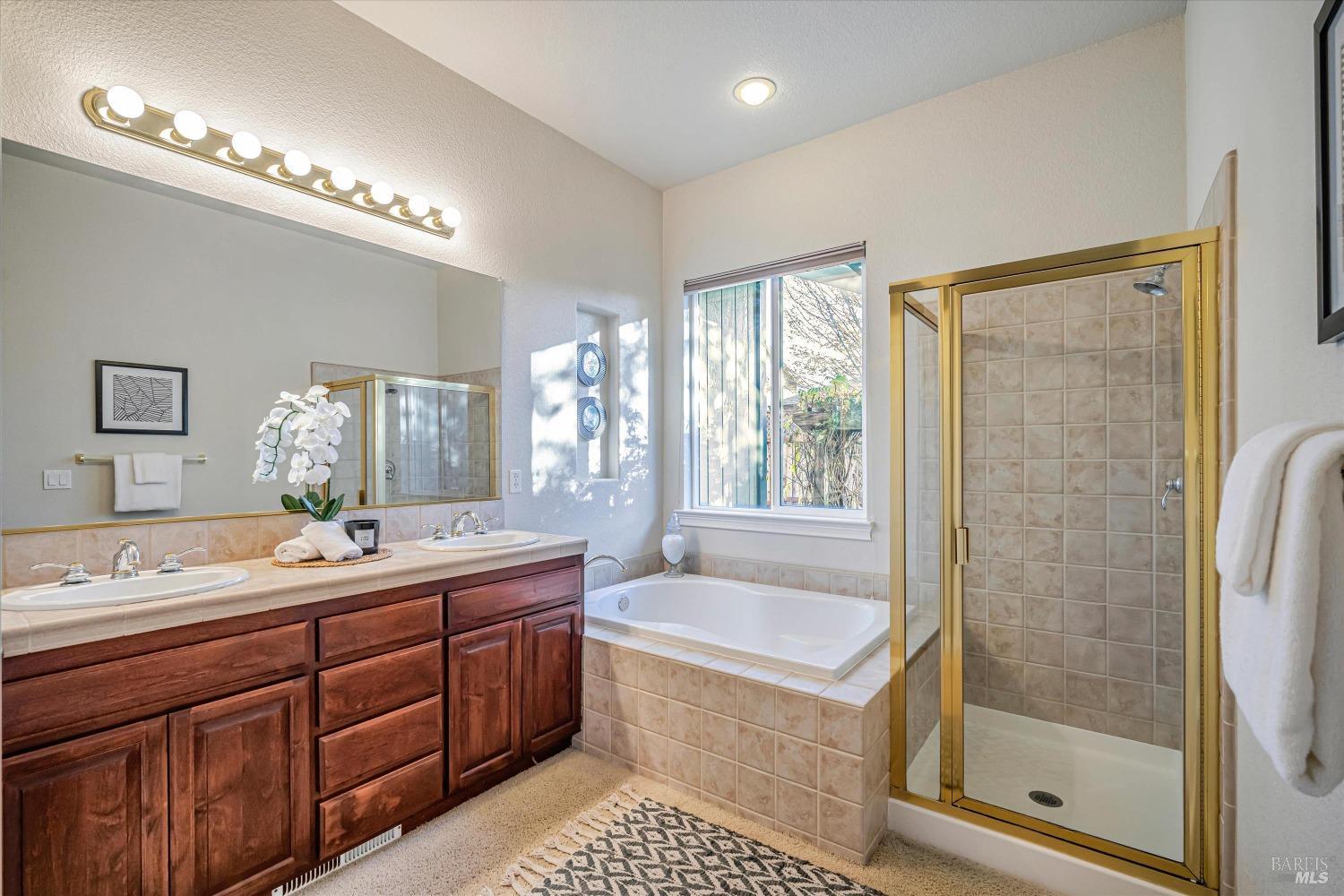 Detail Gallery Image 27 of 45 For 1173 Rochioli Dr, Windsor,  CA 95492 - 3 Beds | 2 Baths