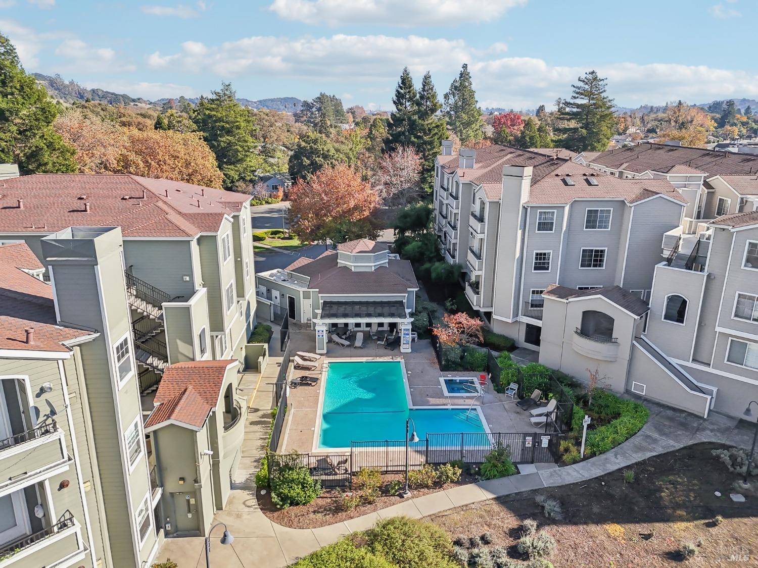 Detail Gallery Image 44 of 46 For 852 Diablo Ave #106,  Novato,  CA 94947 - 2 Beds | 2 Baths