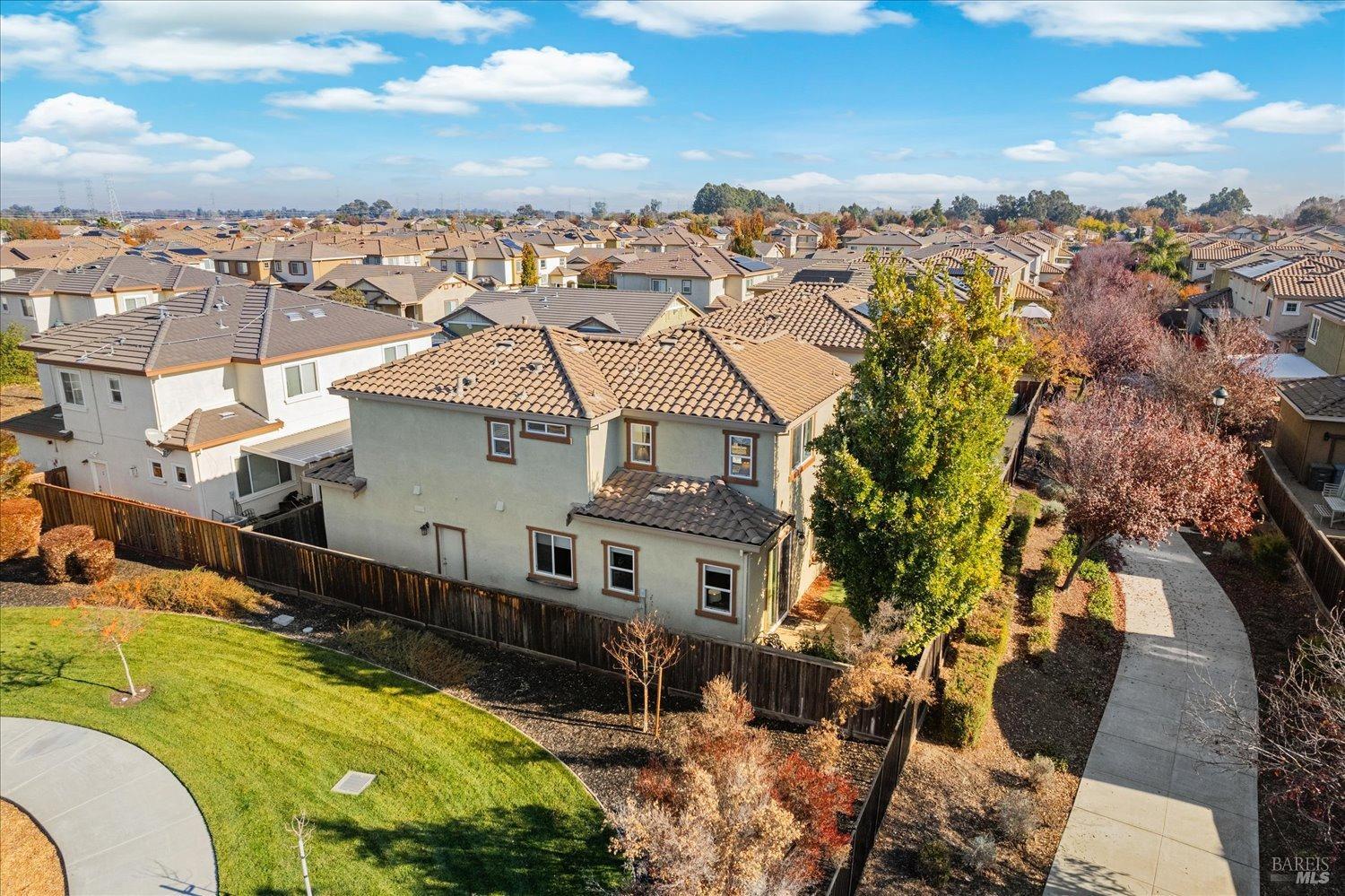 Detail Gallery Image 61 of 71 For 607 Embassy Cir, Vacaville,  CA 95688 - 3 Beds | 2/1 Baths