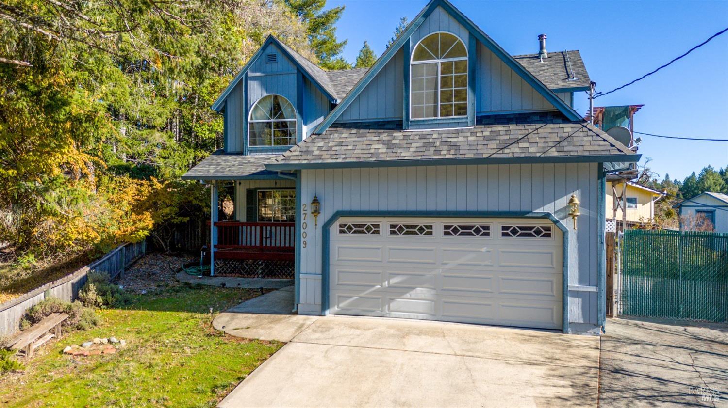 Detail Gallery Image 1 of 23 For 27009 Hawk Ct, Willits,  CA 95490 - 4 Beds | 2/1 Baths