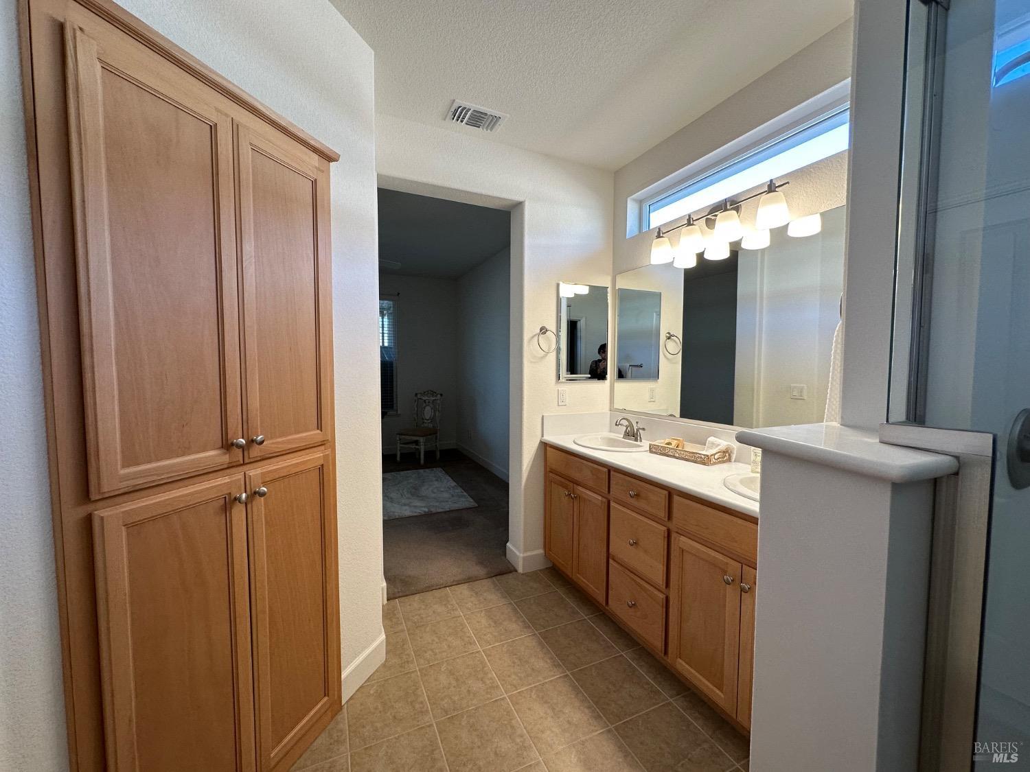 Detail Gallery Image 11 of 18 For 249 Shearwater Dr, Rio Vista,  CA 94571 - 2 Beds | 2 Baths