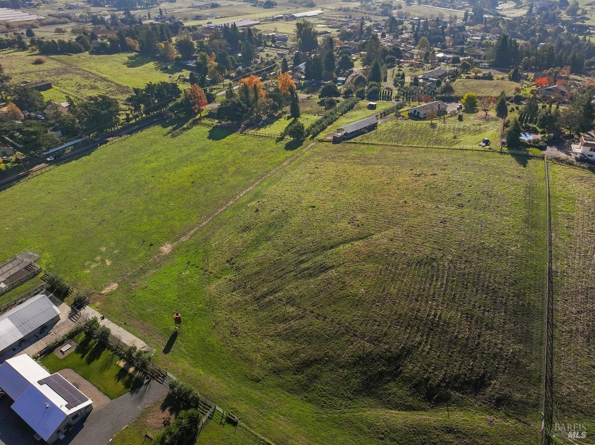 Detail Gallery Image 10 of 18 For 307 King Rd, Petaluma,  CA 94952 - – Beds | – Baths