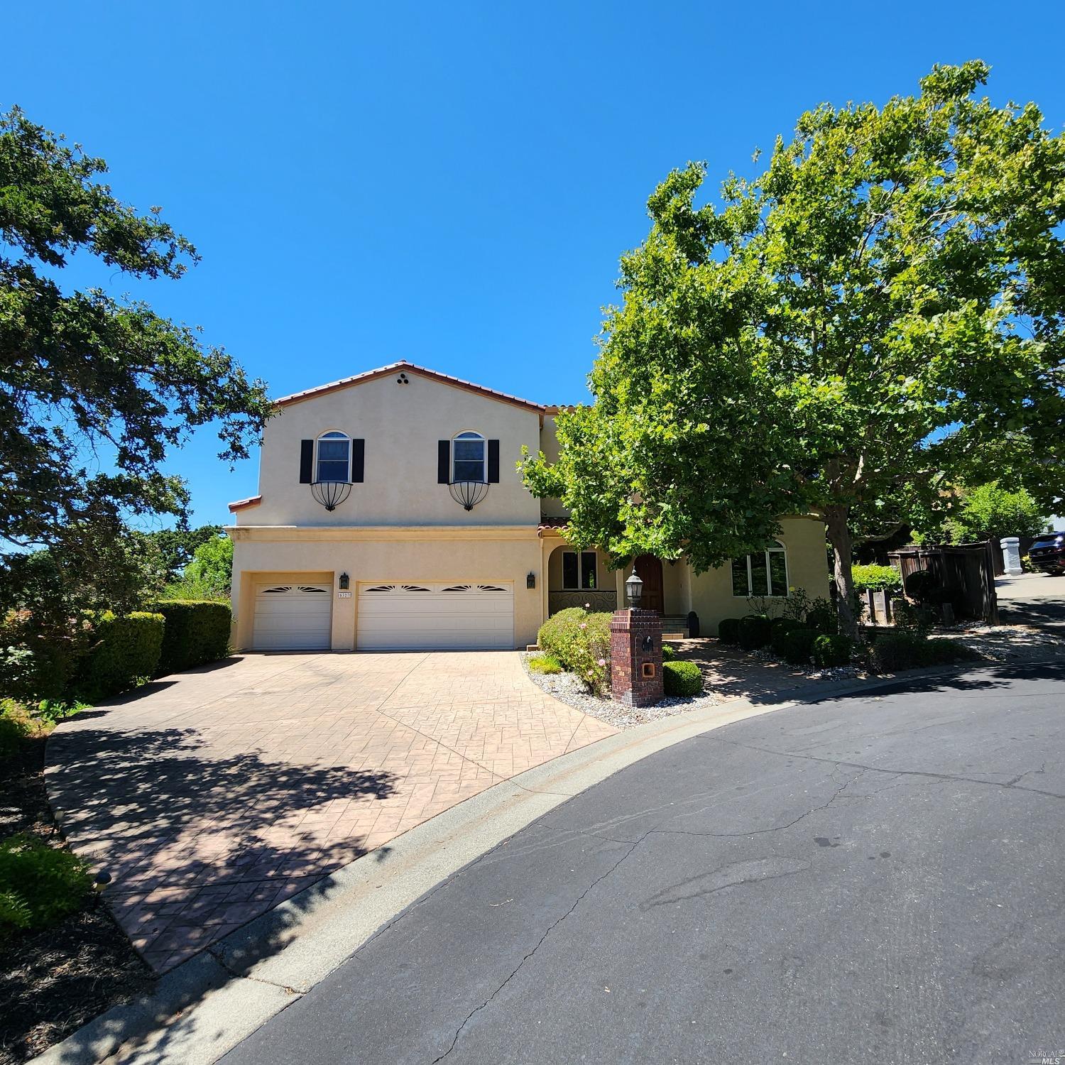 Detail Gallery Image 1 of 22 For 5327 Springridge Ct, Fairfield,  CA 94534 - 3 Beds | 2/1 Baths