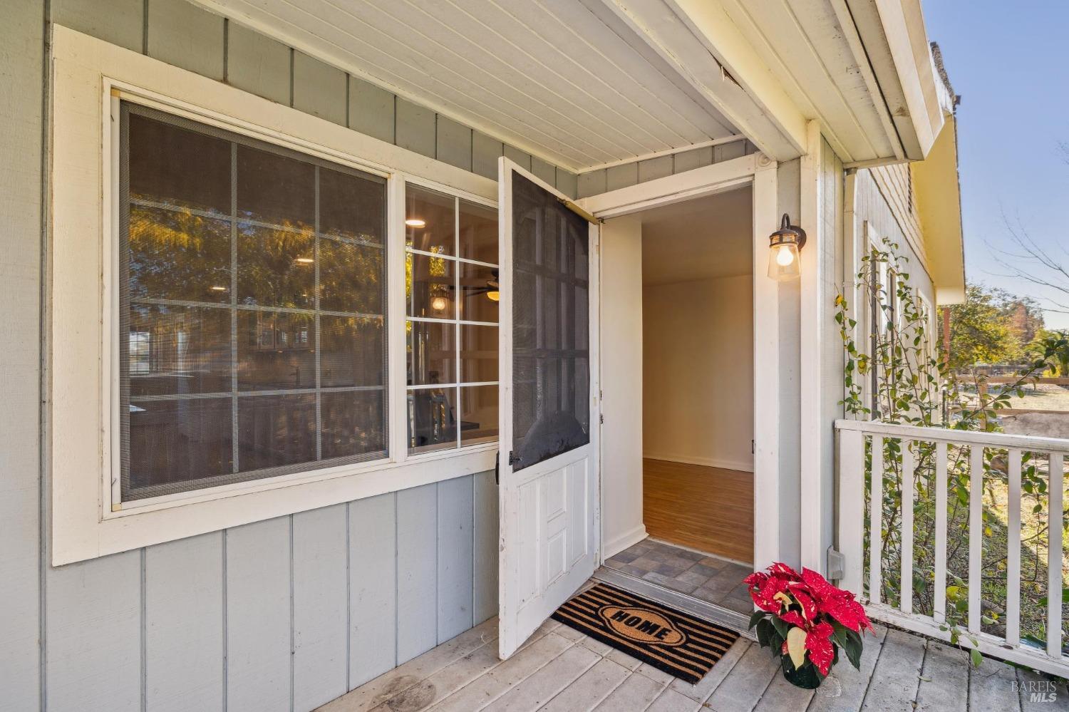 Detail Gallery Image 30 of 62 For 23202 Maffei Rd, Sonoma,  CA 95476 - 3 Beds | 1/1 Baths