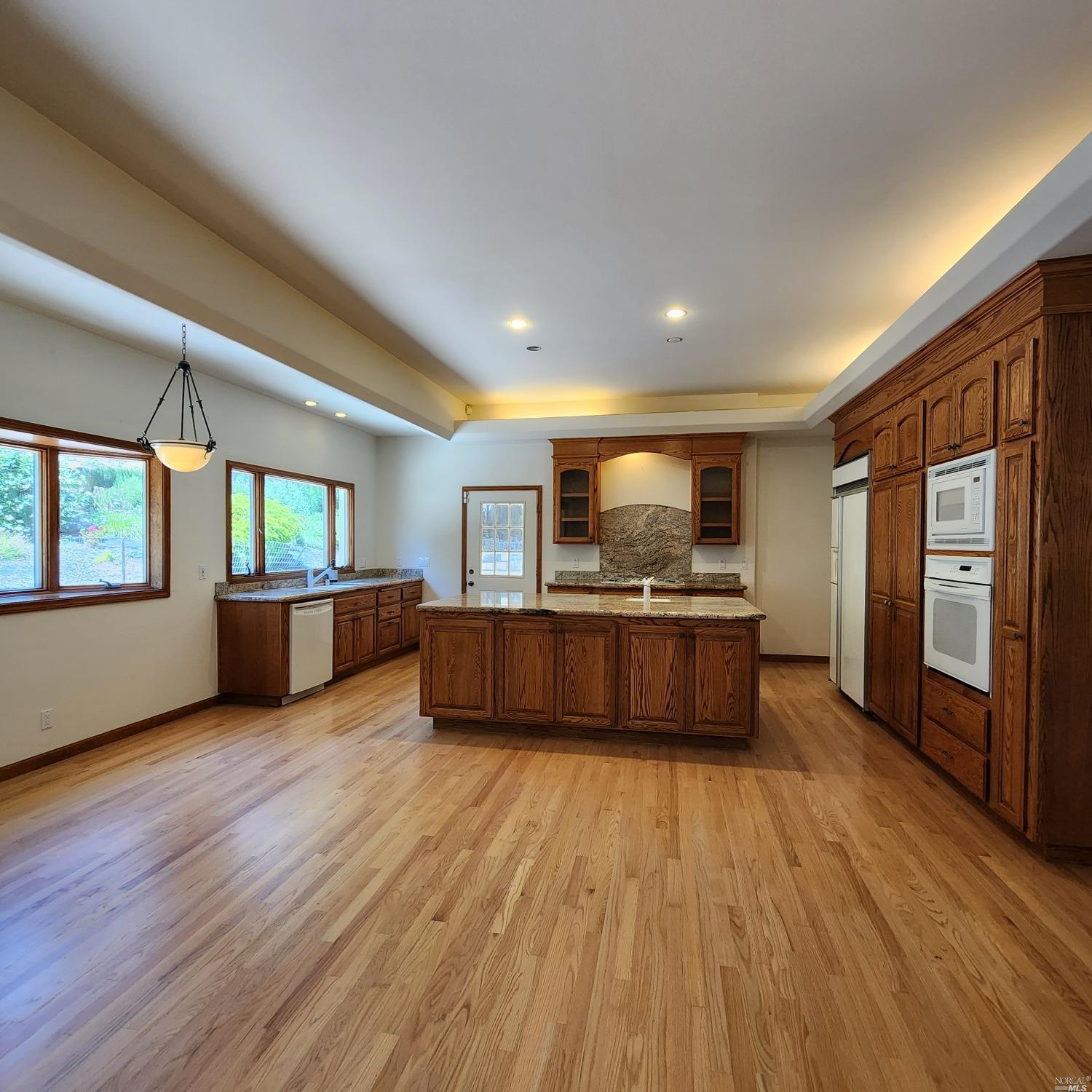 Detail Gallery Image 9 of 22 For 5327 Springridge Ct, Fairfield,  CA 94534 - 3 Beds | 2/1 Baths