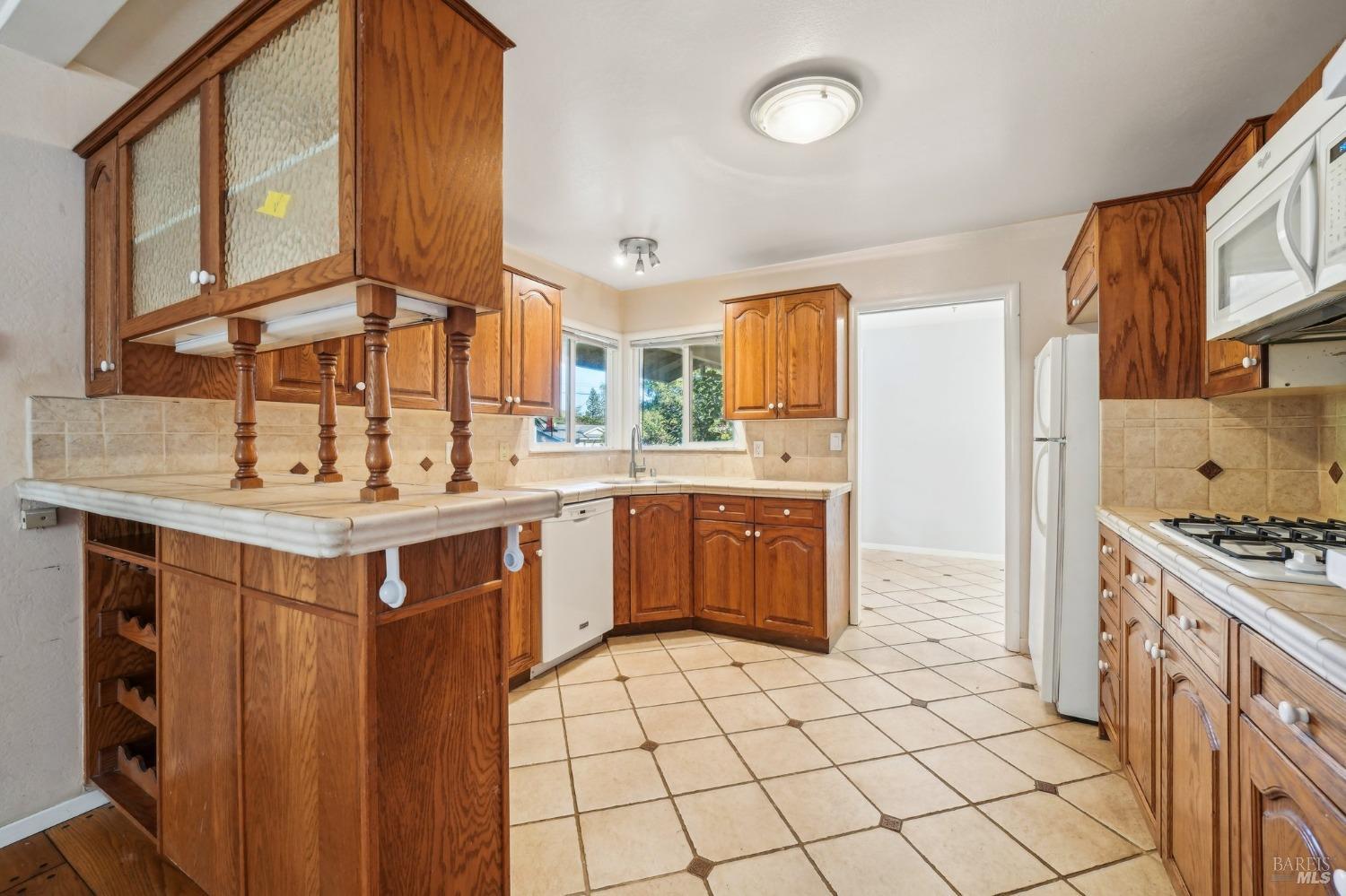 Detail Gallery Image 9 of 39 For 451 via Del Plano Unkn, Novato,  CA 94949 - 3 Beds | 2 Baths