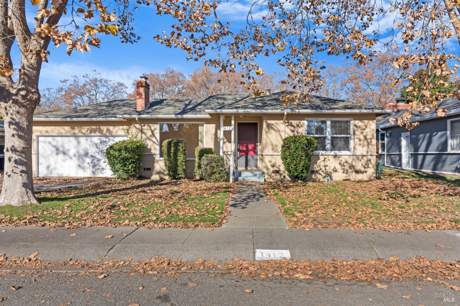 Detail Gallery Image 1 of 16 For 1412 O'keefe Way, Vallejo,  CA 94590 - 2 Beds | 2 Baths