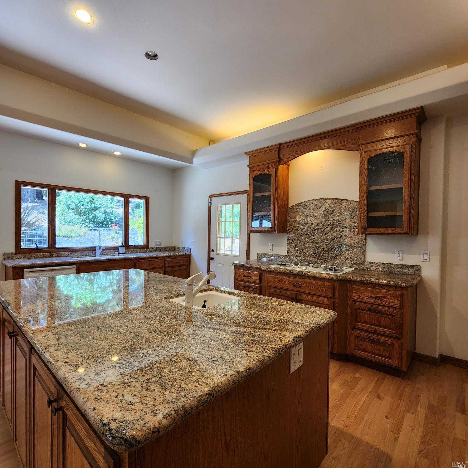 Detail Gallery Image 10 of 22 For 5327 Springridge Ct, Fairfield,  CA 94534 - 3 Beds | 2/1 Baths