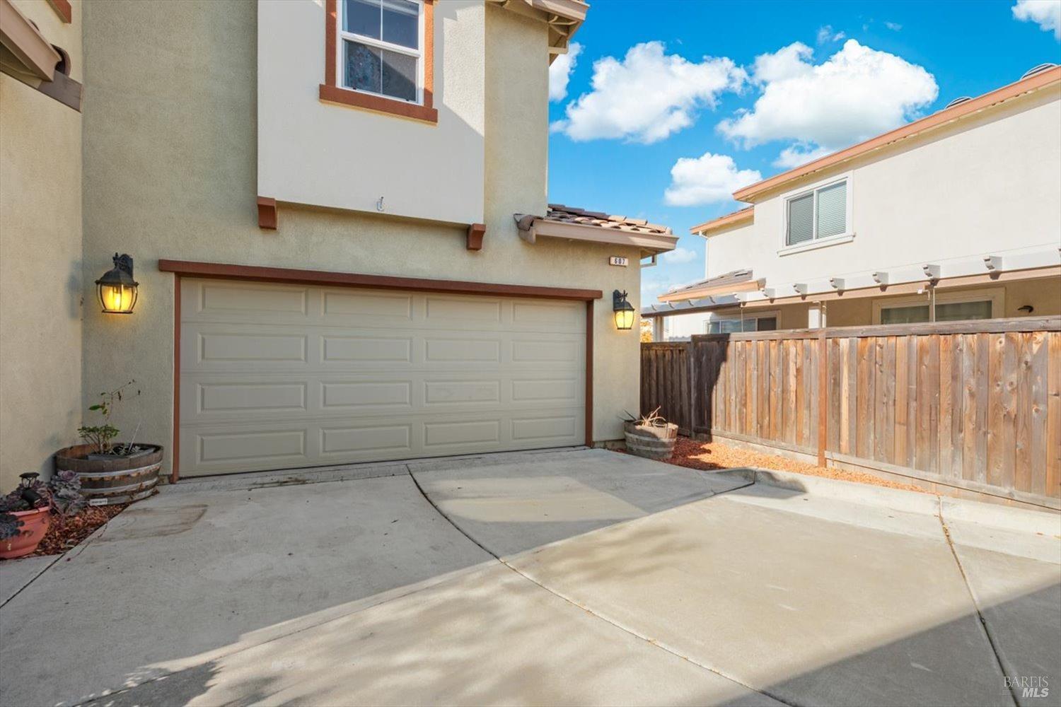 Detail Gallery Image 5 of 71 For 607 Embassy Cir, Vacaville,  CA 95688 - 3 Beds | 2/1 Baths