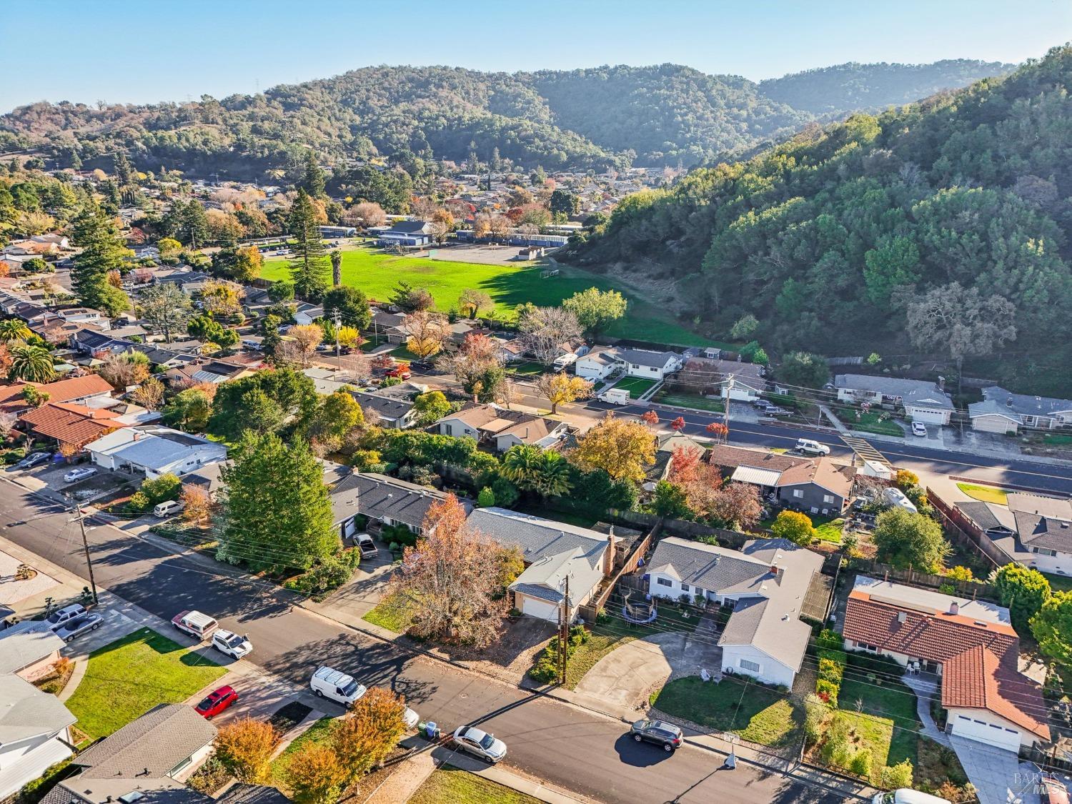 Detail Gallery Image 35 of 39 For 451 via Del Plano Unkn, Novato,  CA 94949 - 3 Beds | 2 Baths