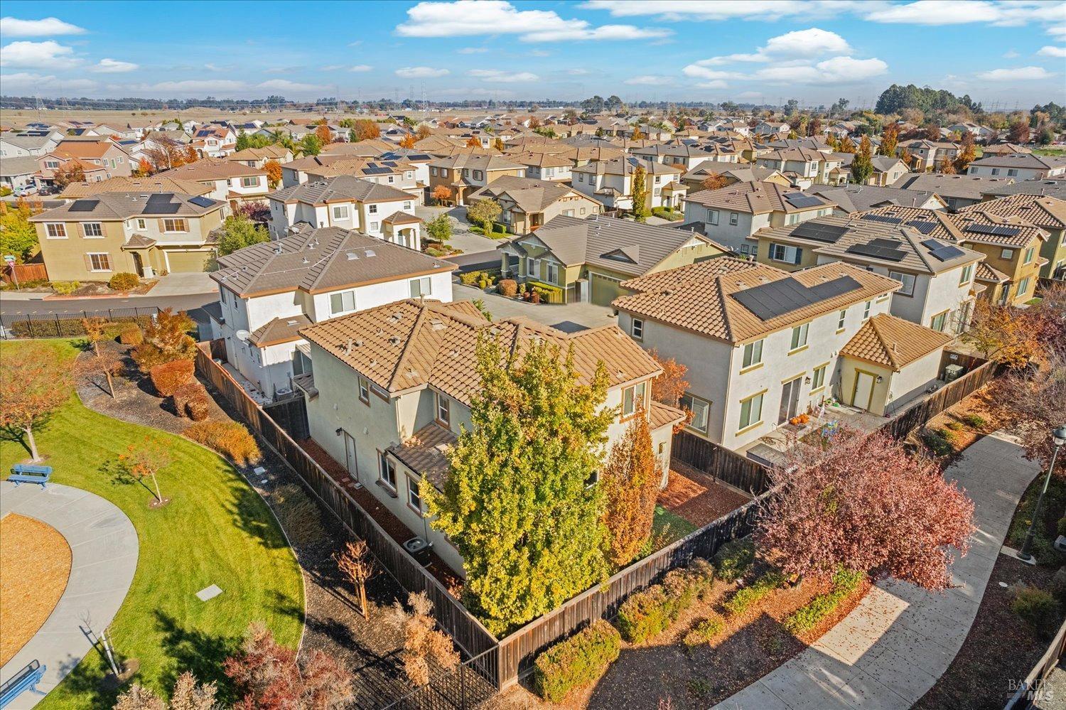 Detail Gallery Image 60 of 71 For 607 Embassy Cir, Vacaville,  CA 95688 - 3 Beds | 2/1 Baths