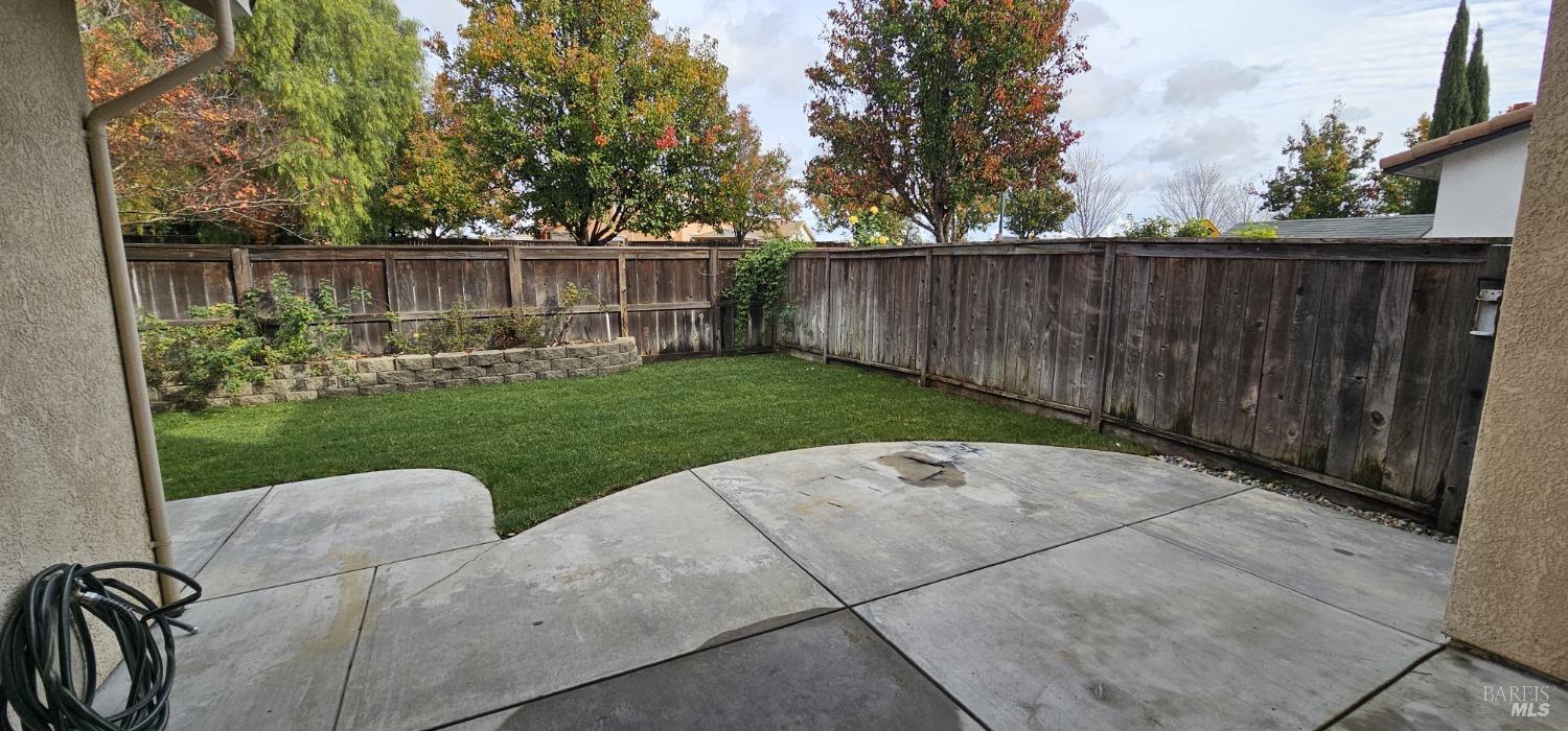 Detail Gallery Image 18 of 24 For 5014 Brown Ln, Fairfield,  CA 94533 - 4 Beds | 2/1 Baths