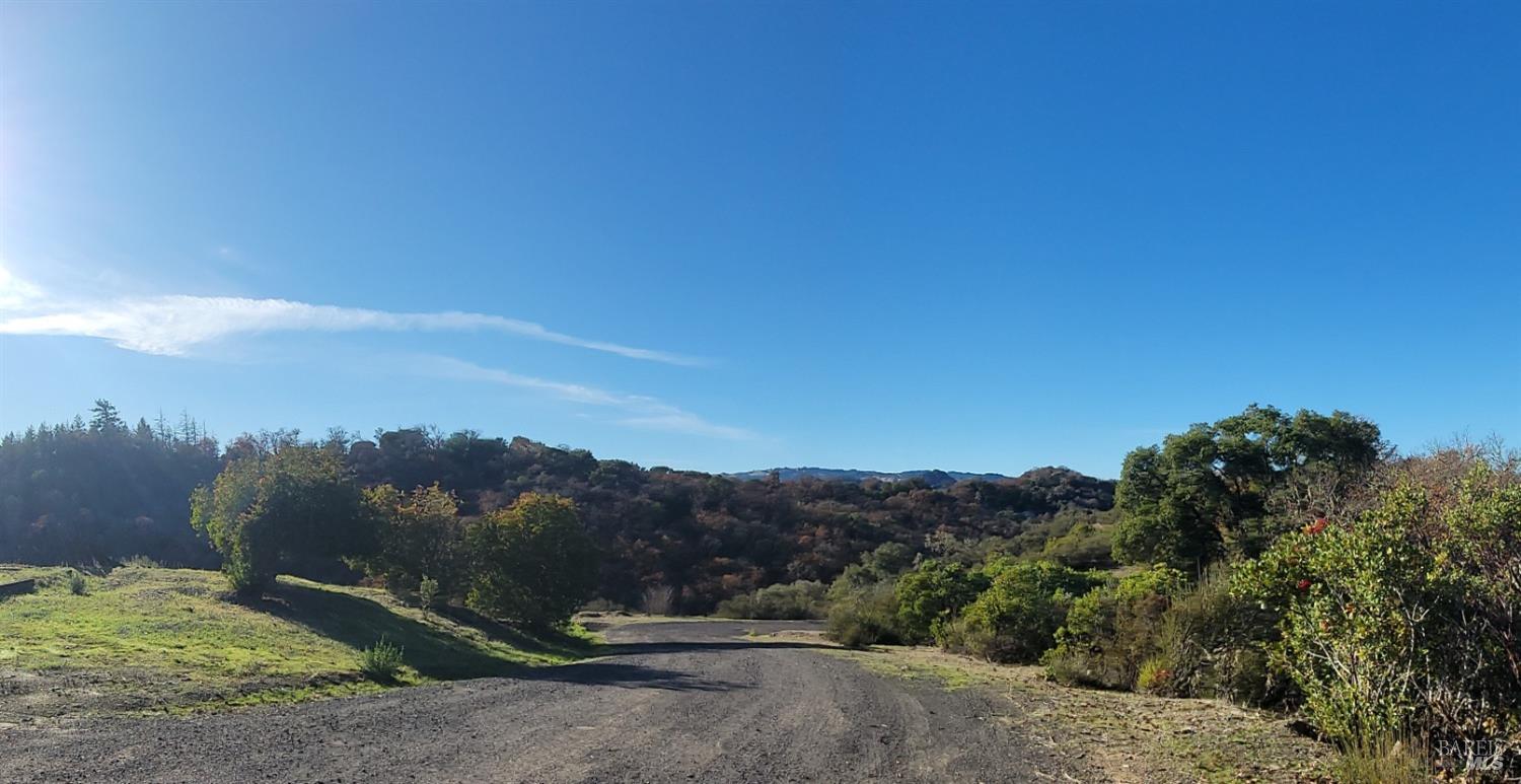 Detail Gallery Image 36 of 37 For 725 Gold Gulch Rd, Ukiah,  CA 95482 - 3 Beds | 2/1 Baths